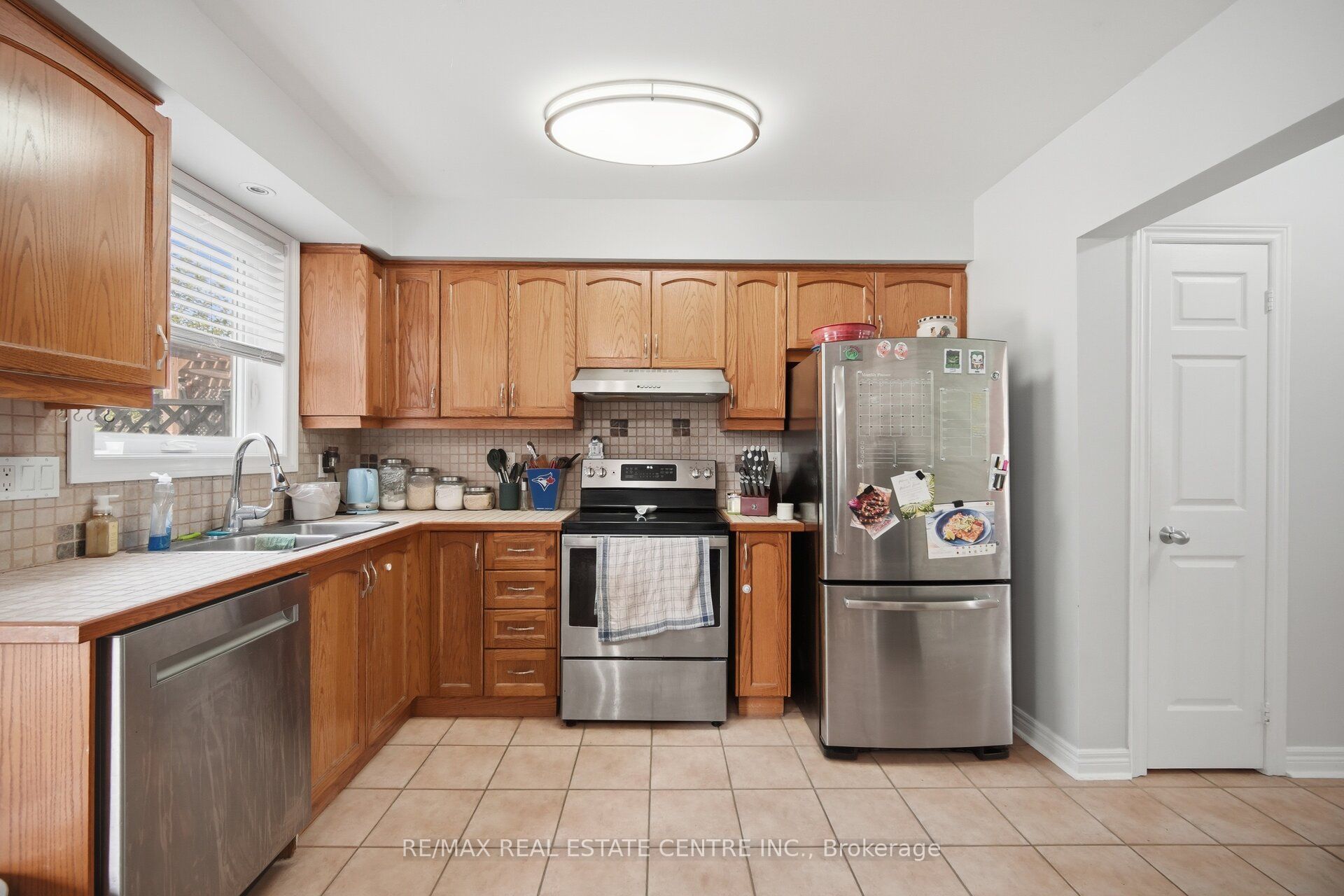 65 Coolspring Crescent Property Photo 10