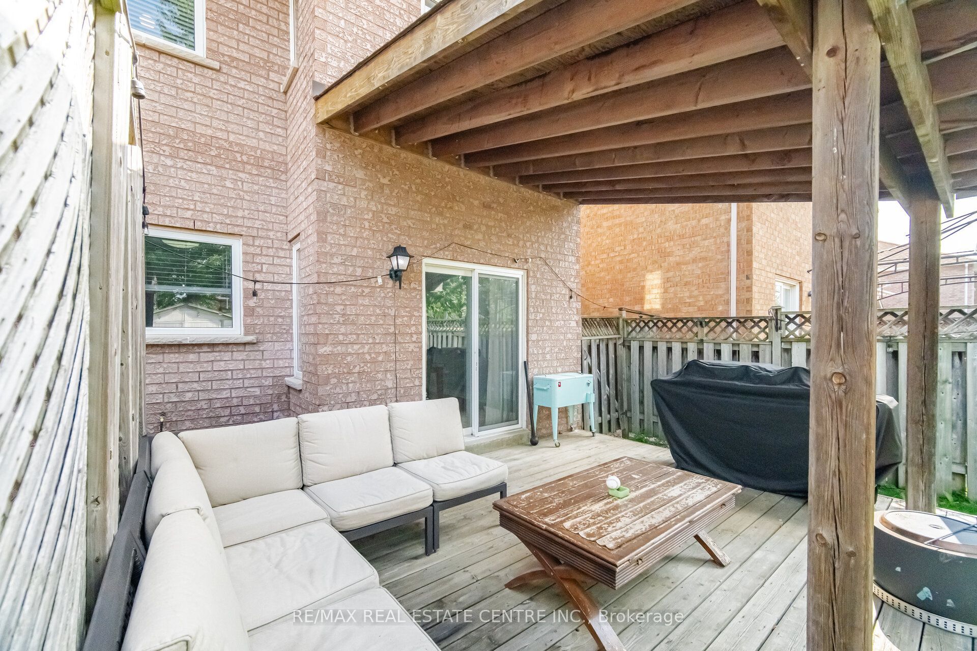 65 Coolspring Crescent Property Photo 32