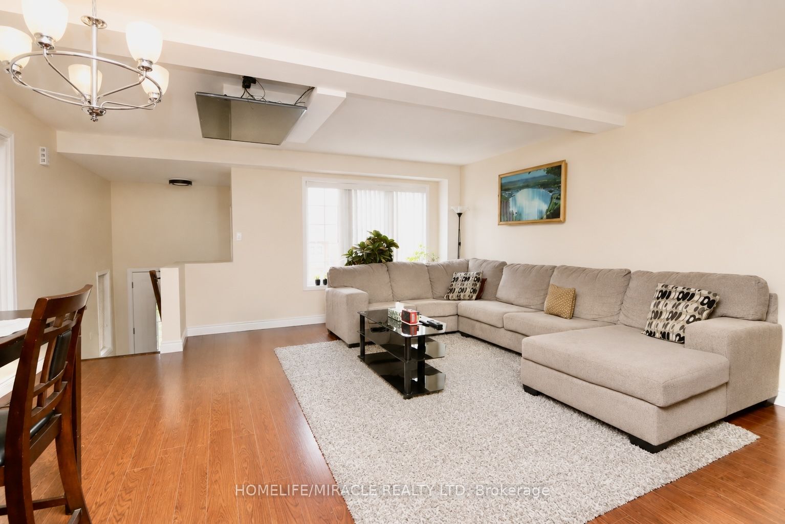 43 Caranci Crescent Property Photo 7