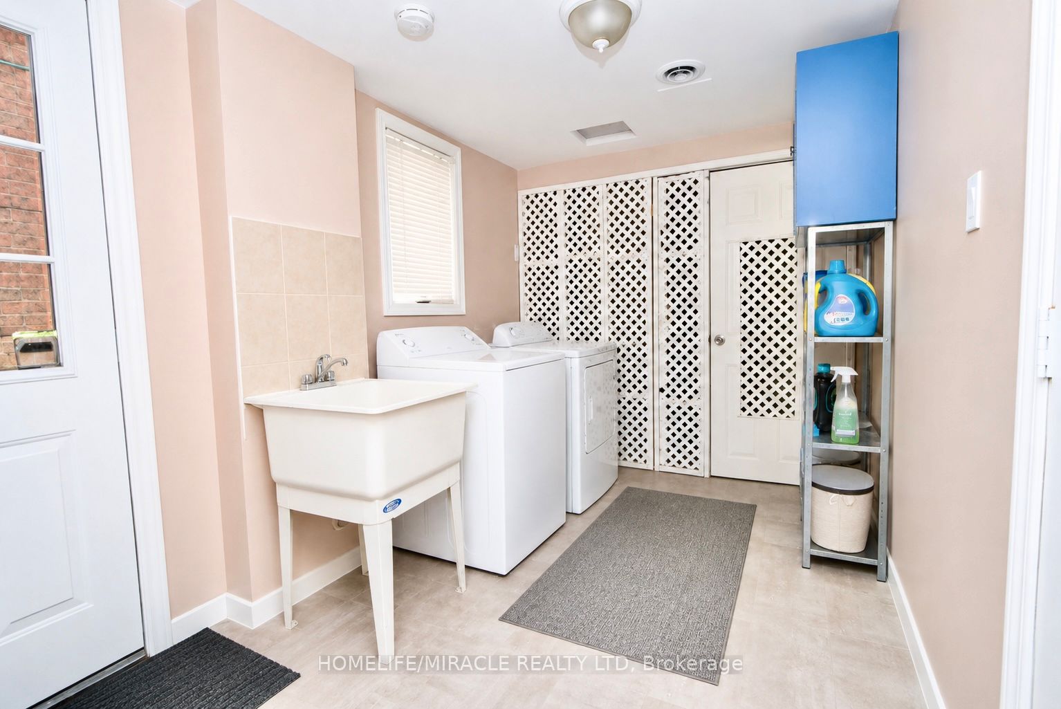 43 Caranci Crescent Property Photo 32