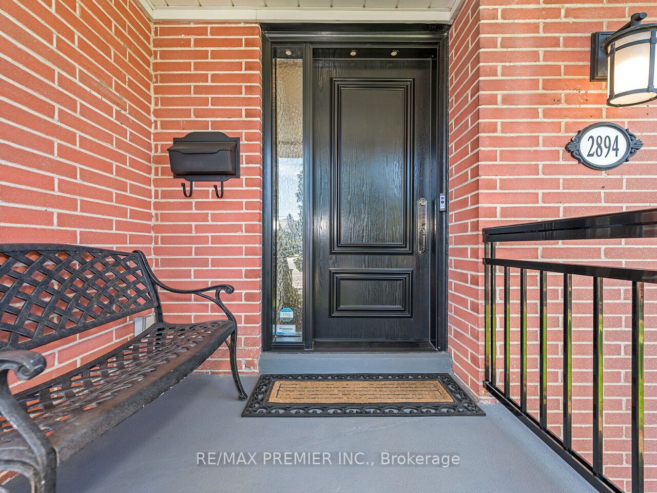 2894 Weston Road Property Photo 2