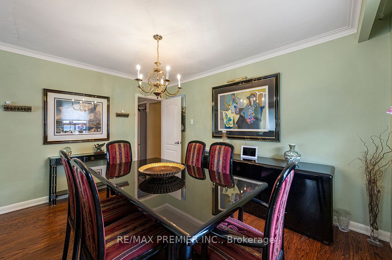 2894 Weston Road Property Photo 6