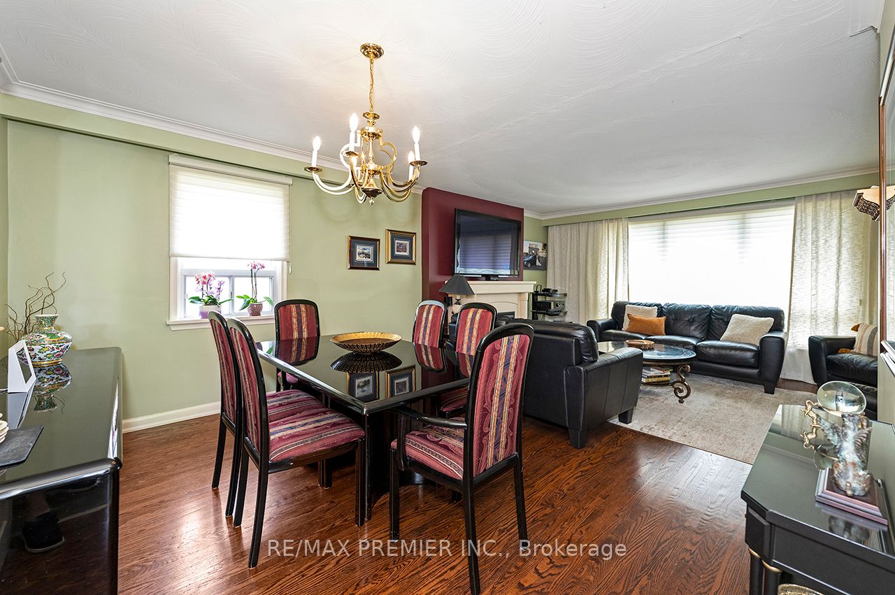 2894 Weston Road Property Photo 7