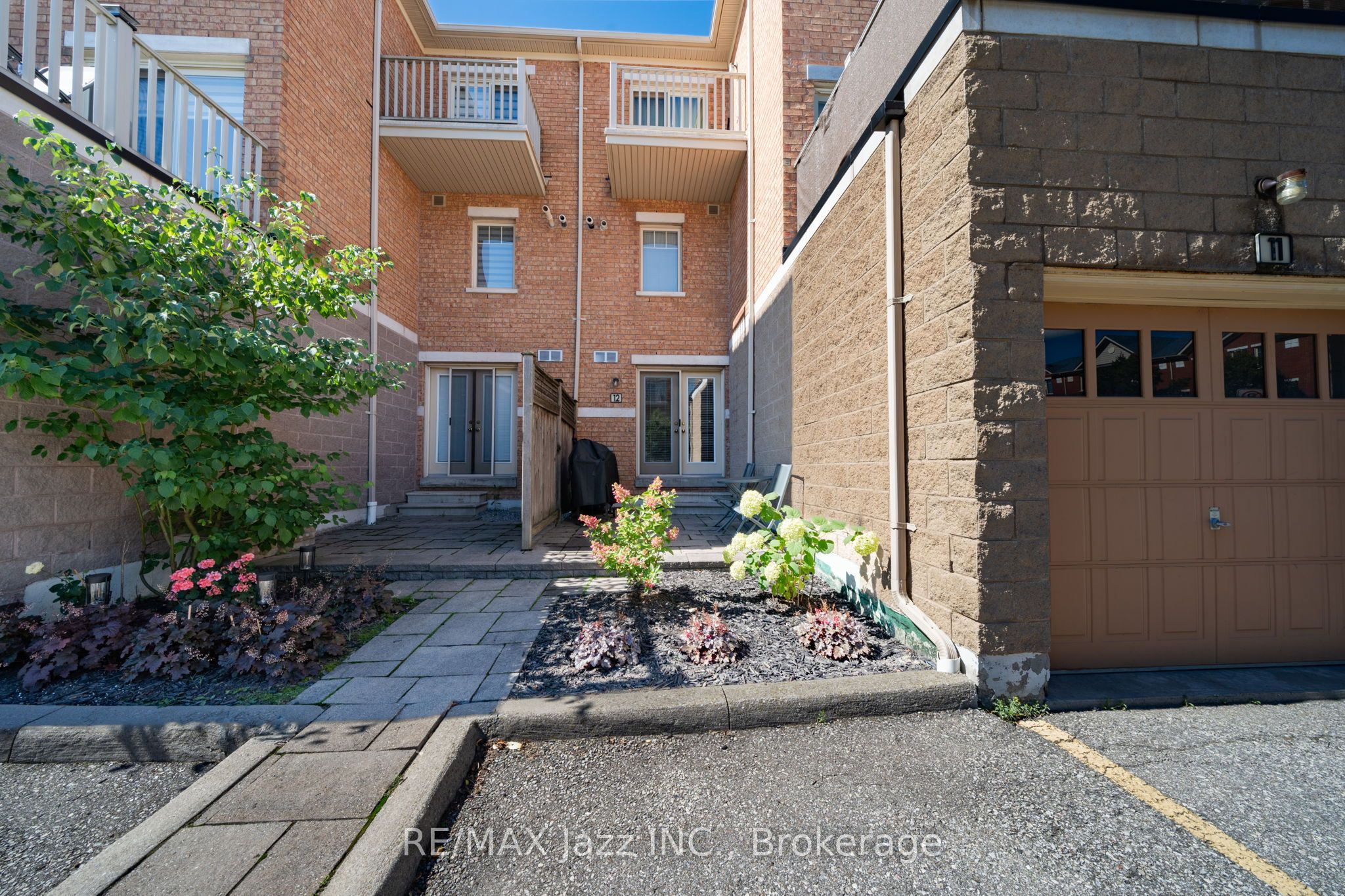 5025 Ninth Line 12 Property Photo 6
