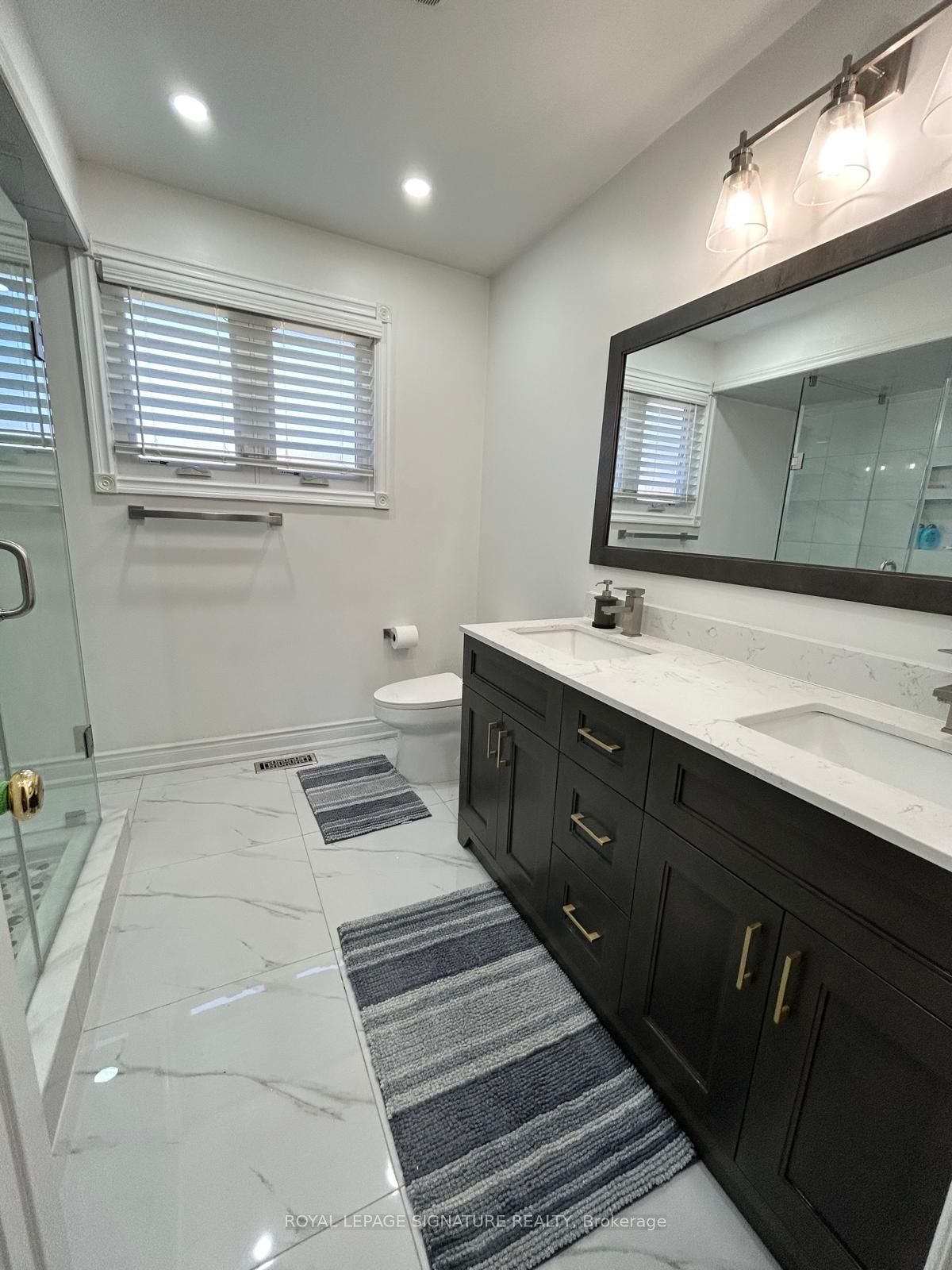 2951 Kingsway Drive Upper Property Photo 17