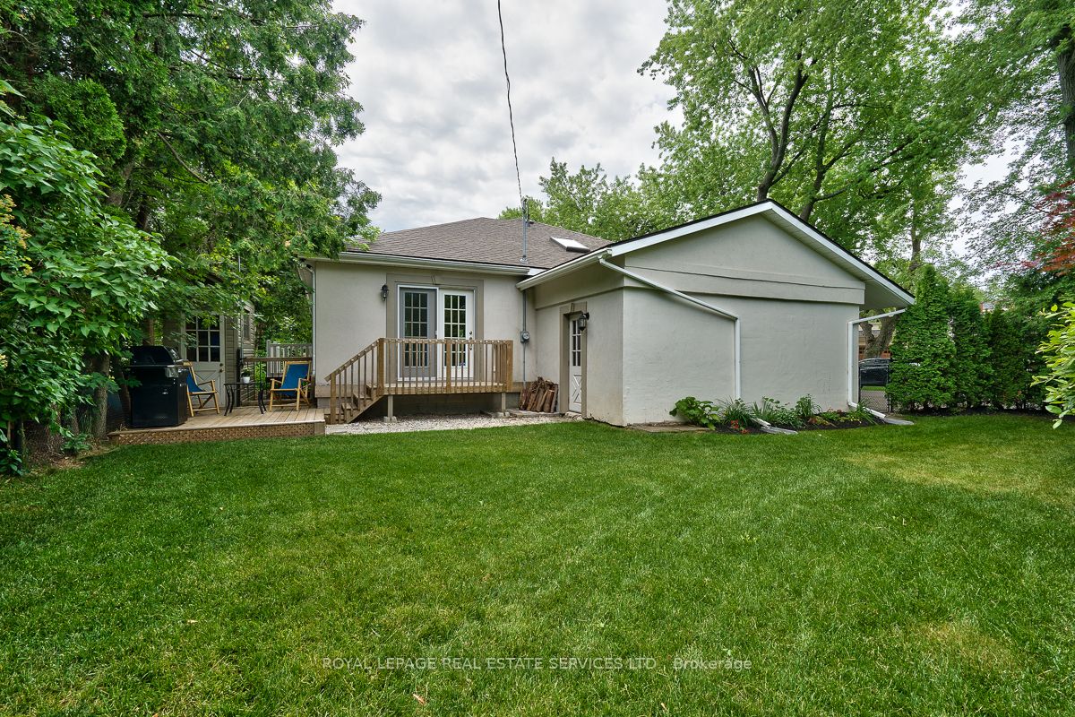 3423 Lakeshore Road Property Photo 12