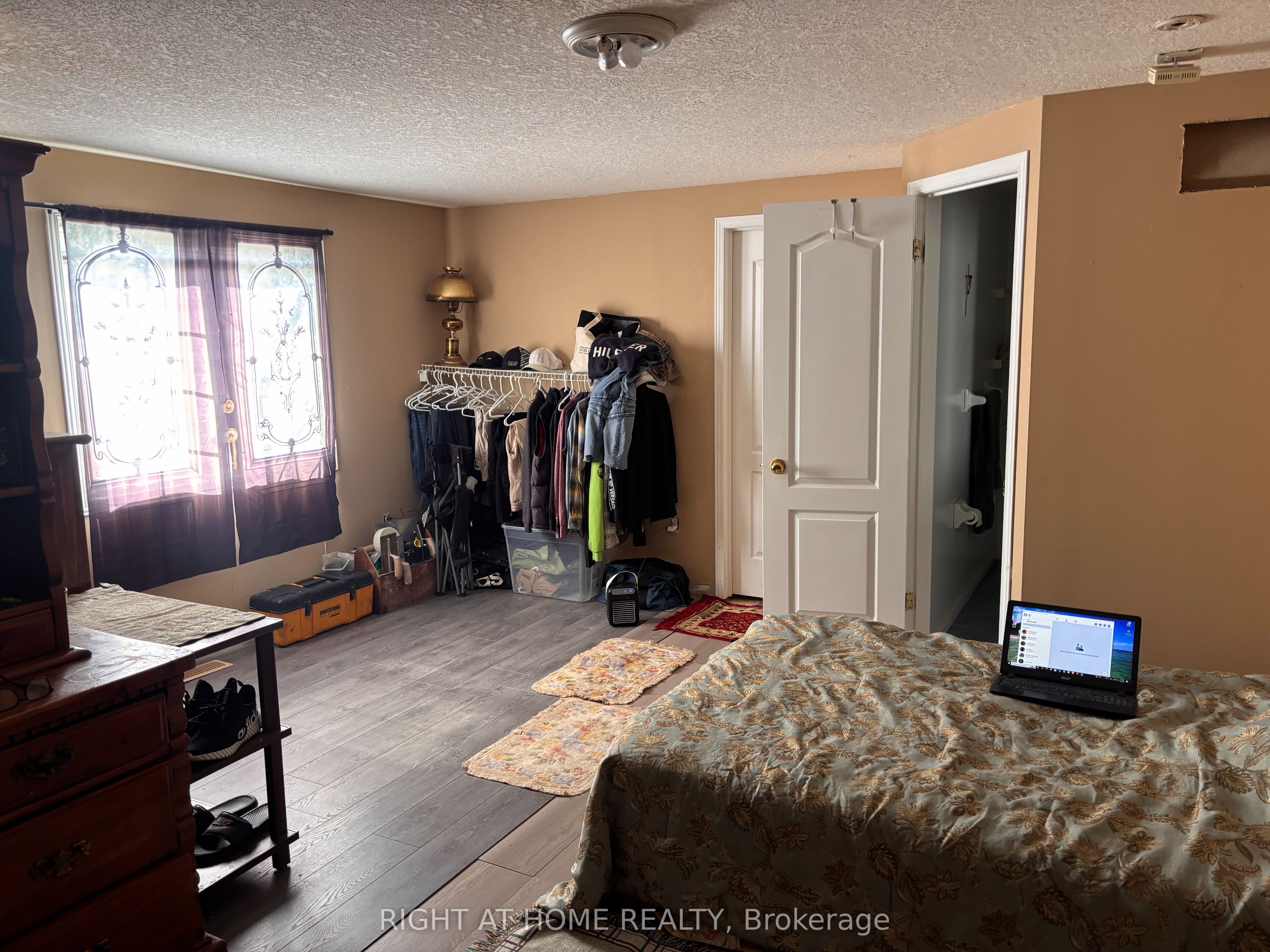 1 Montgomery Boulevard Property Photo 14