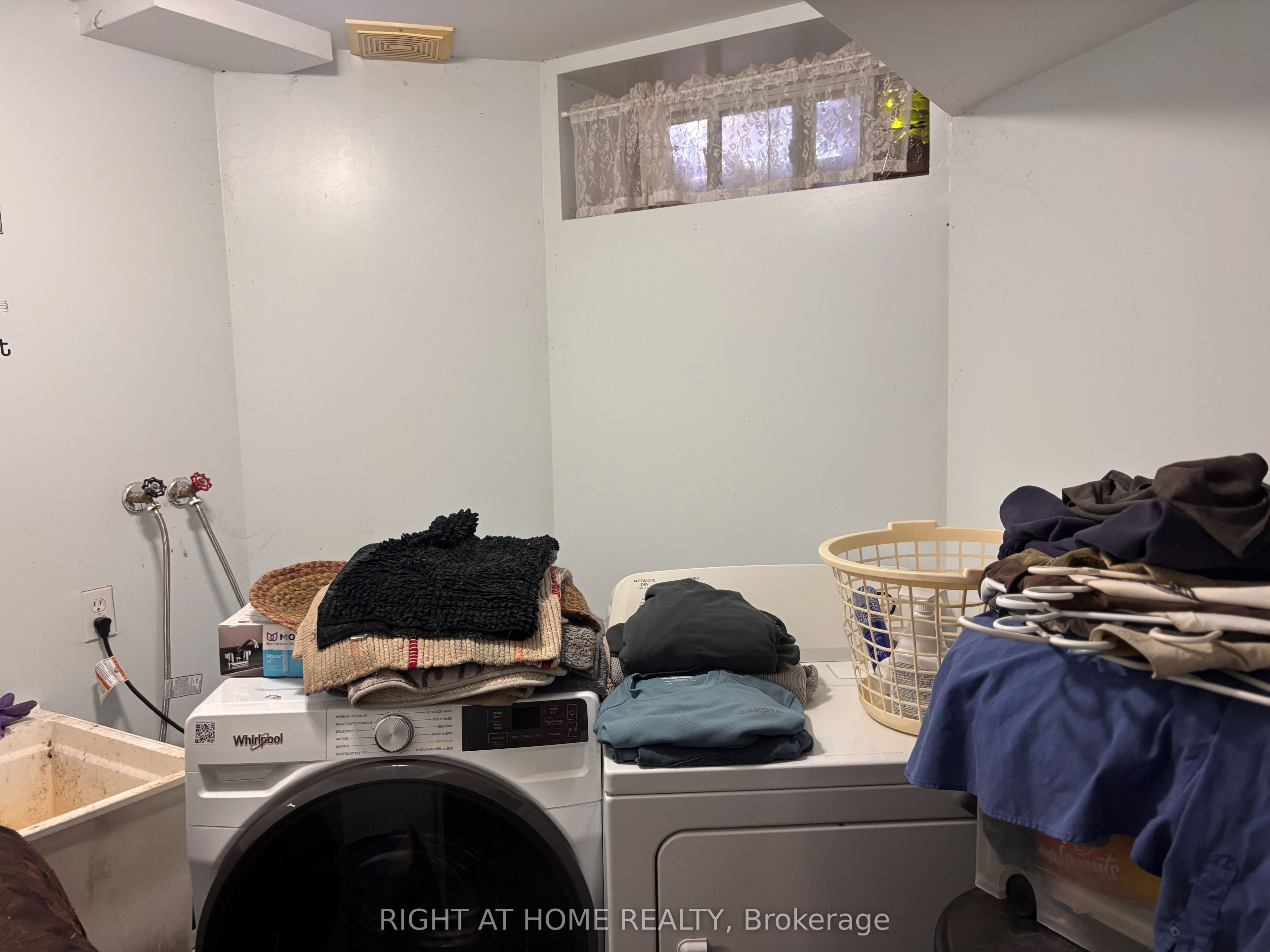1 Montgomery Boulevard Property Photo 21