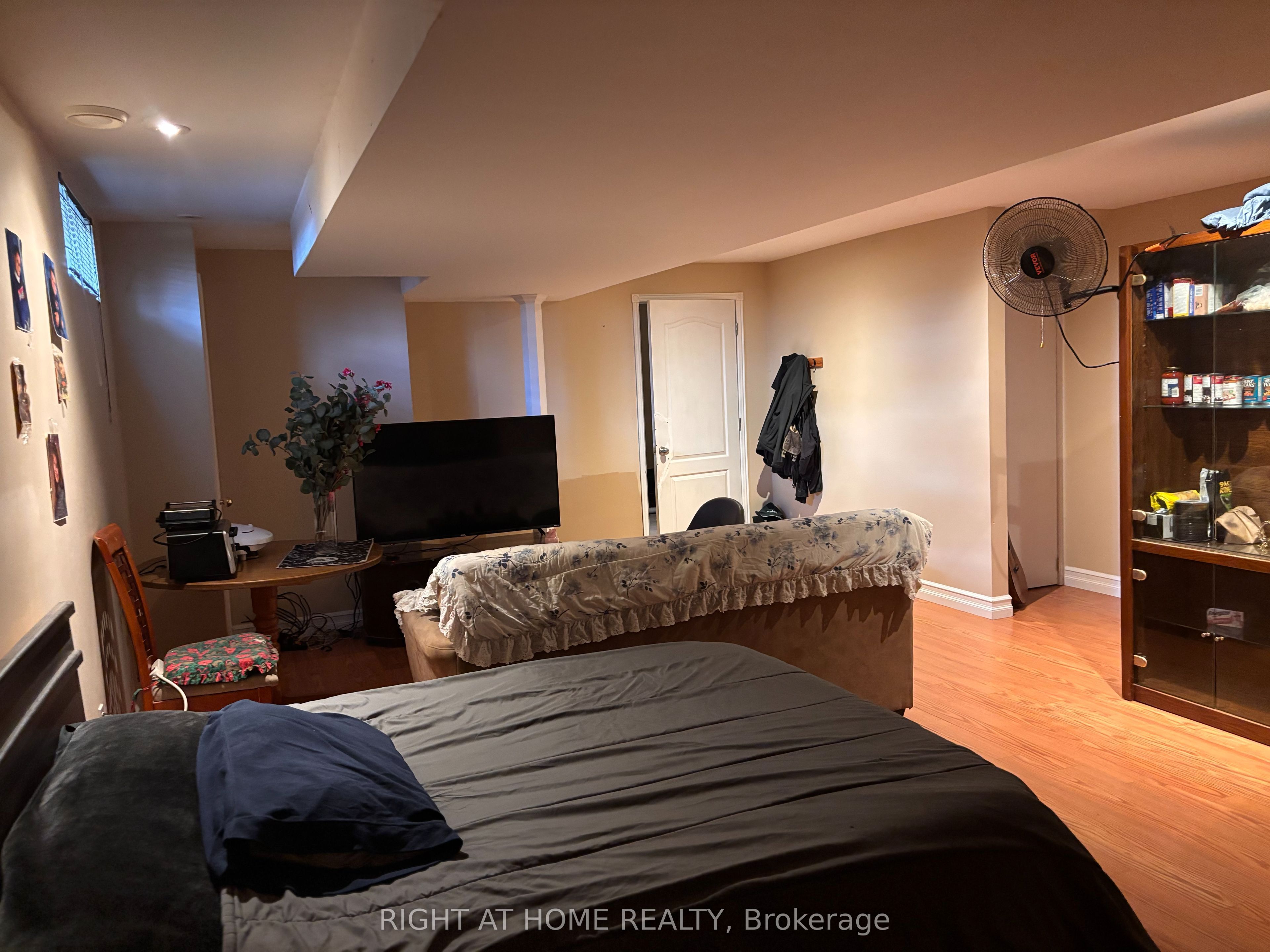 1 Montgomery Boulevard Property Photo 23