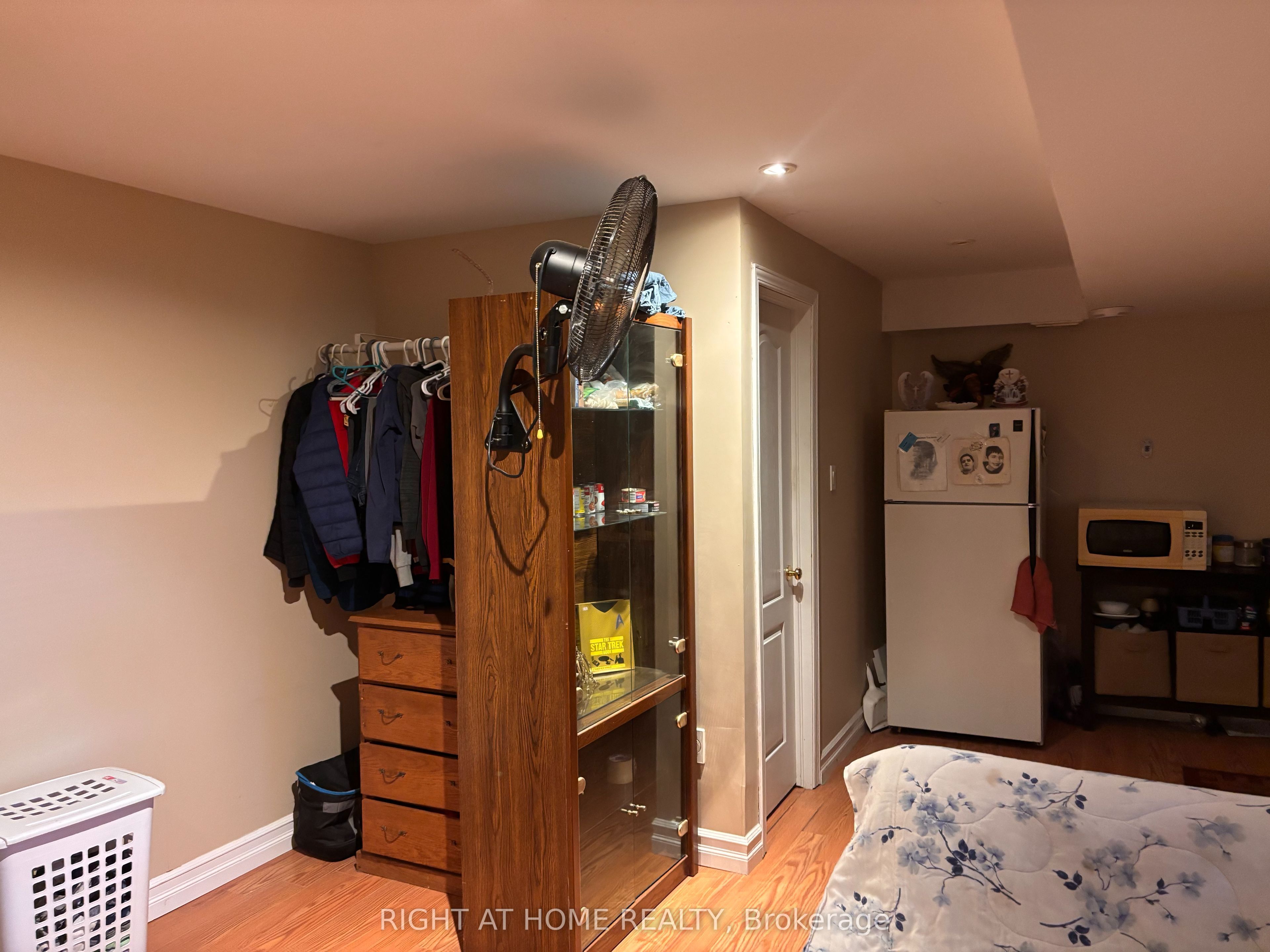 1 Montgomery Boulevard Property Photo 25