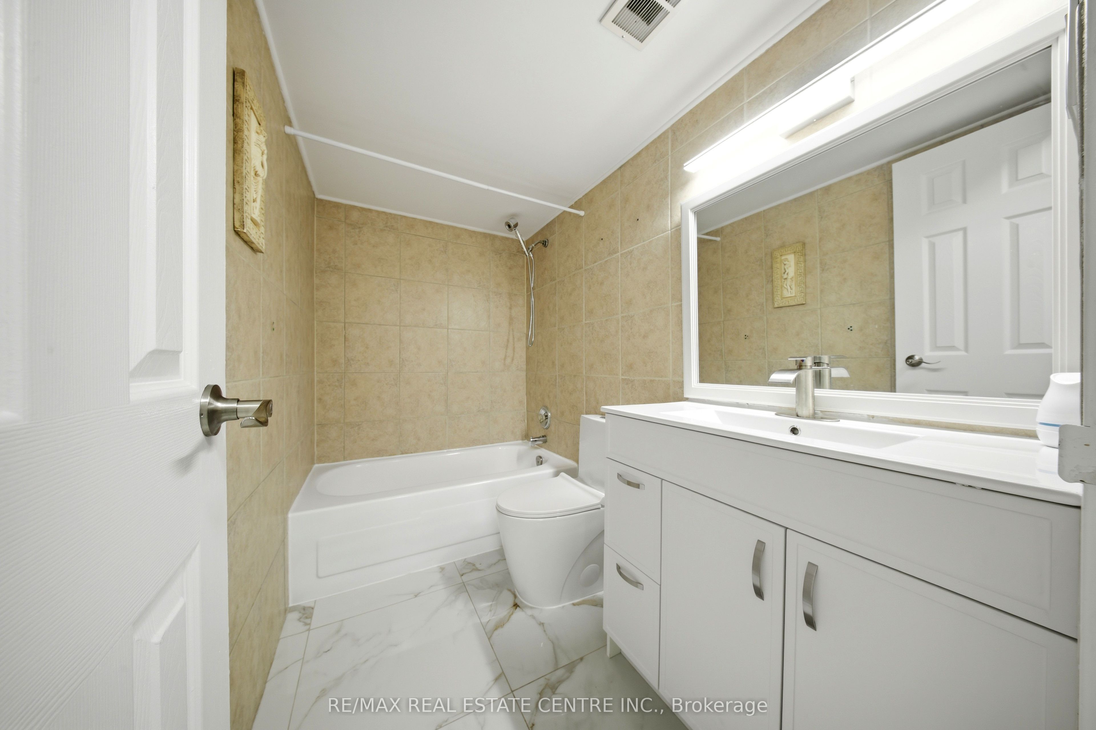 1300 Mississauga Valley Boulevard 511 Property Photo 20