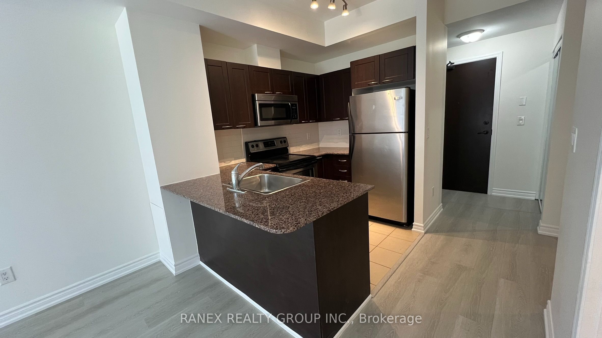 385 Prince Of Wales Drive 317 Property Photo 14