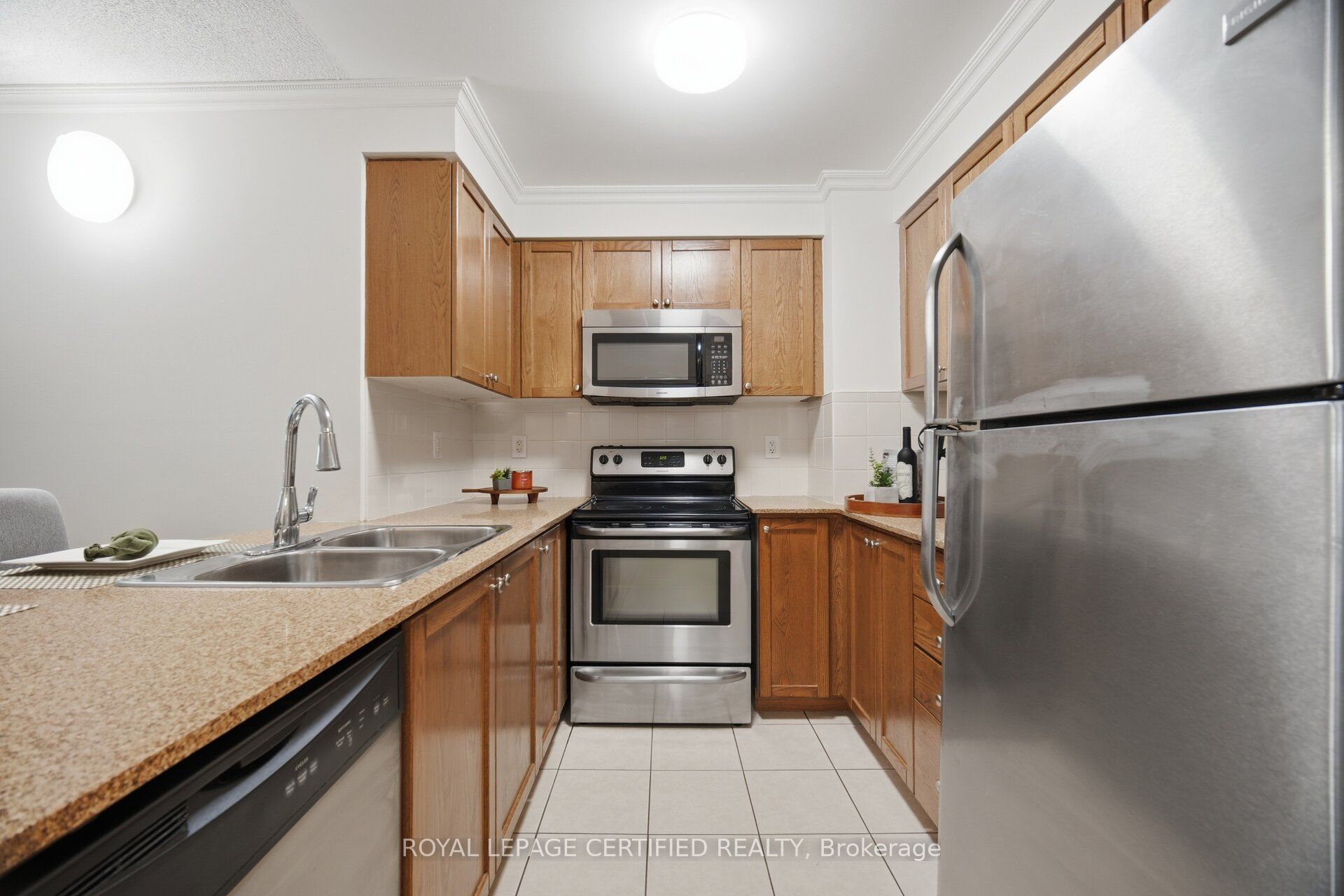 65 Via Rosedale 106 Property Photo 9