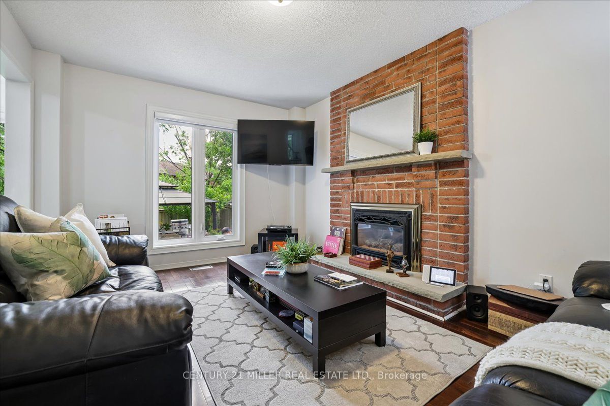 2120 Sixth Line Property Photo 8