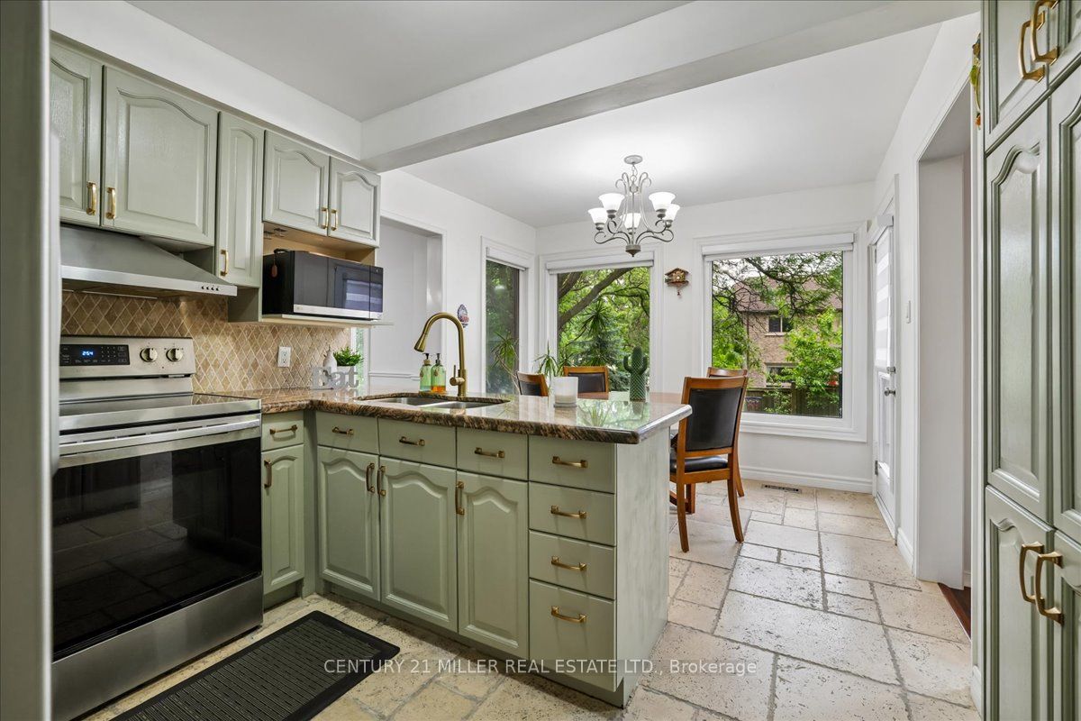2120 Sixth Line Property Photo 11
