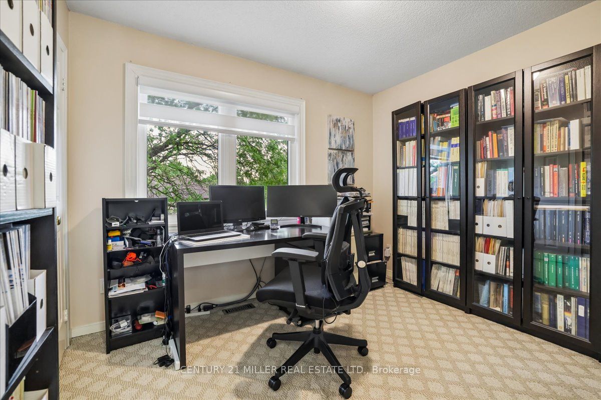 2120 Sixth Line Property Photo 23