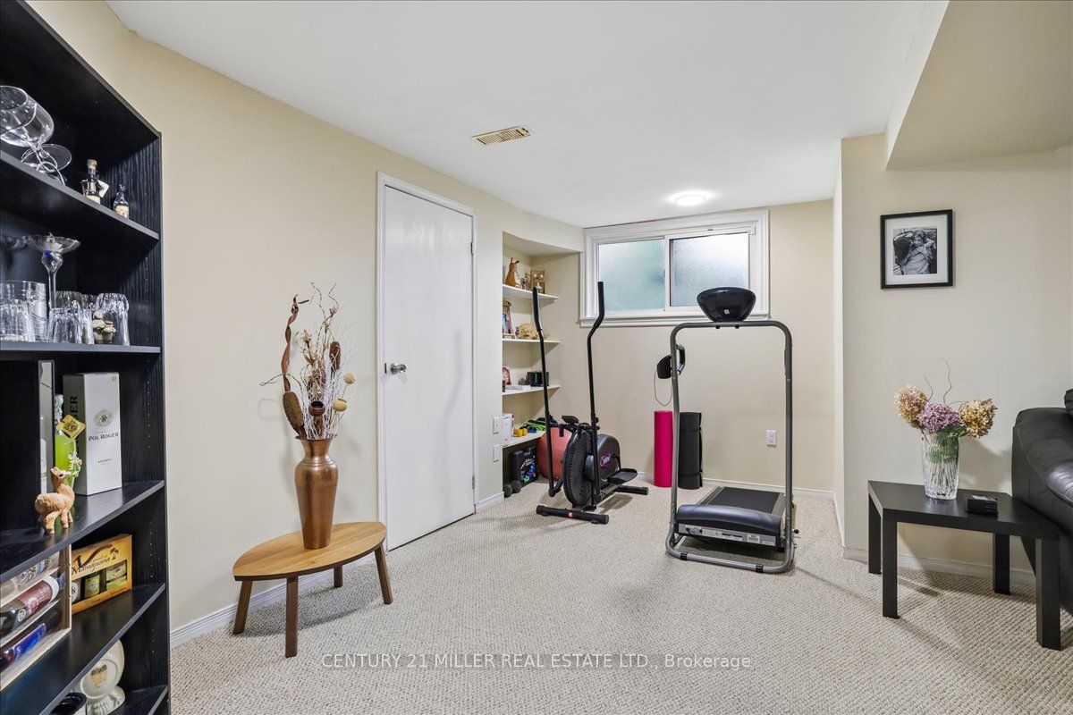 2120 Sixth Line Property Photo 27