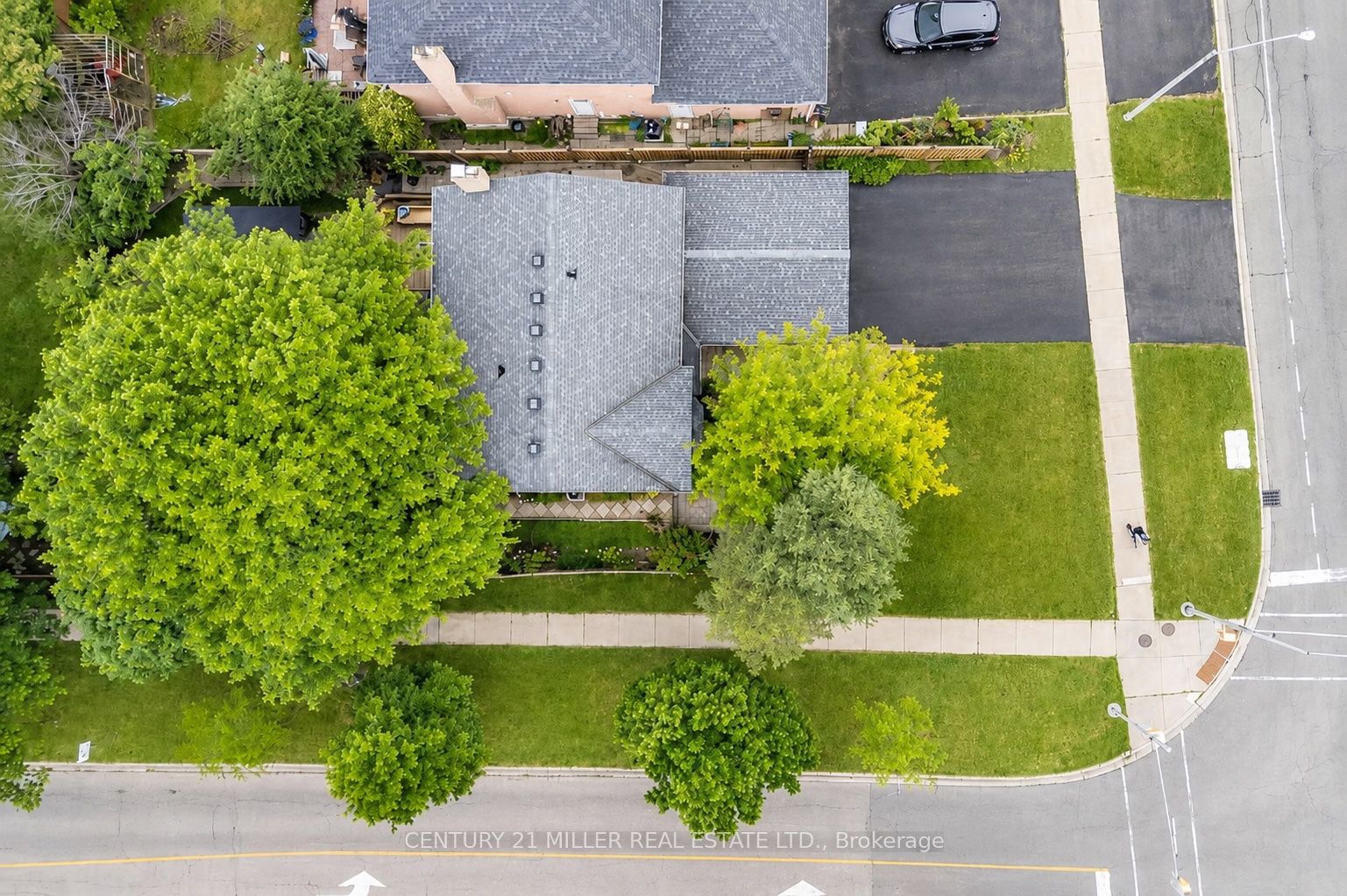 2120 Sixth Line Property Photo 38