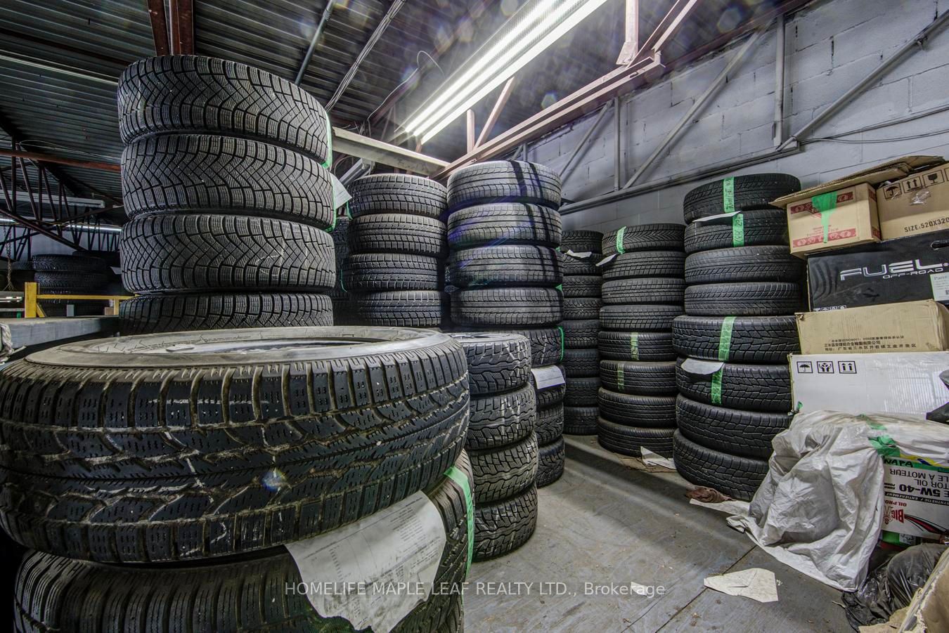 777 Dundas Street W Property Photo 20