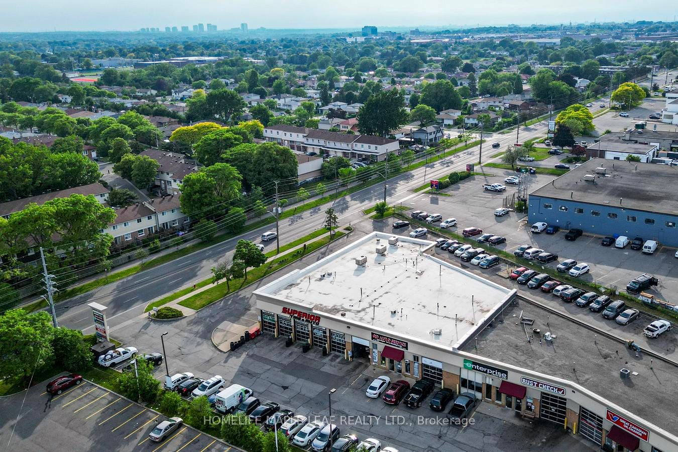 777 Dundas Street W Property Photo 28