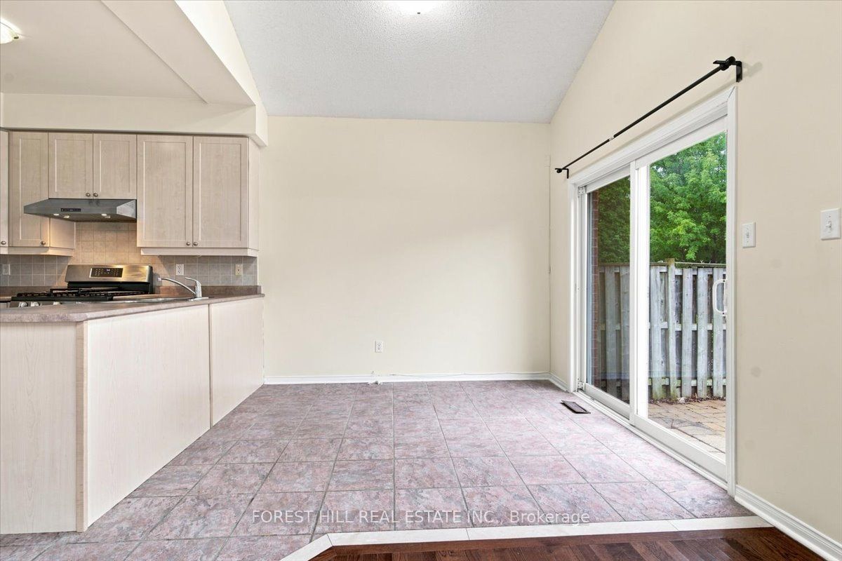 3273 Respond Road Property Photo 12