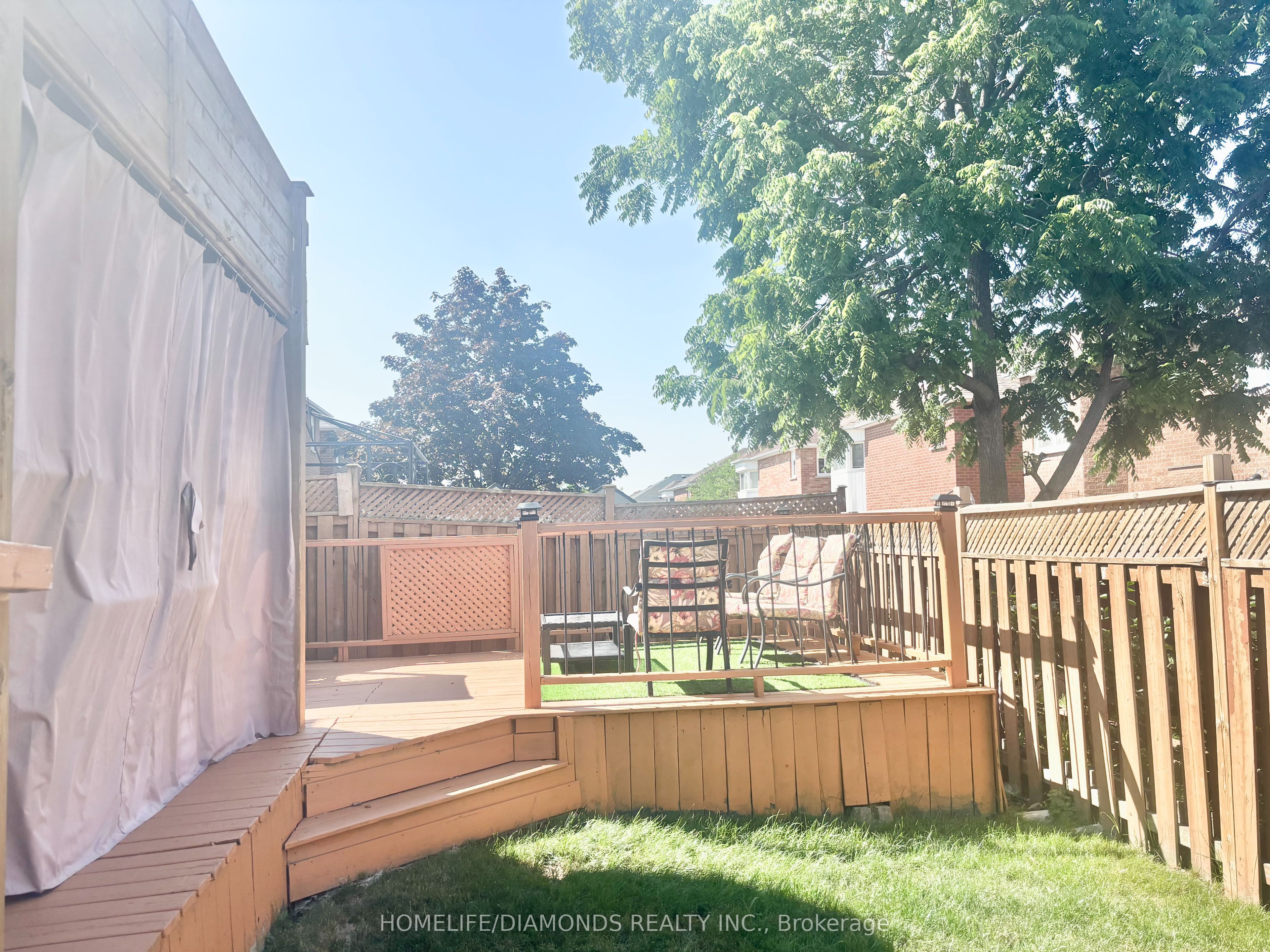 186 Fernforest Drive Property Photo 23