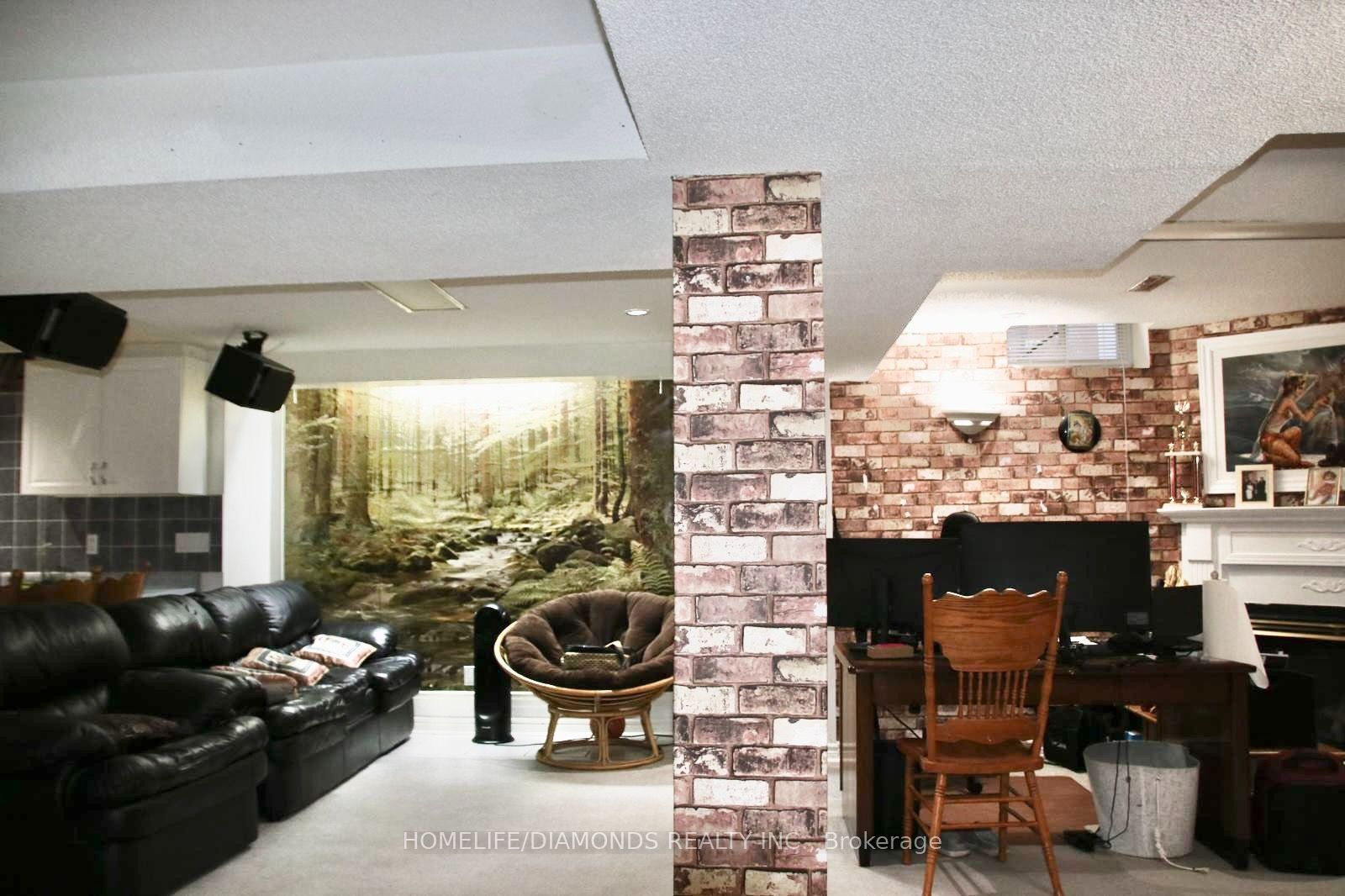 186 Fernforest Drive Property Photo 26