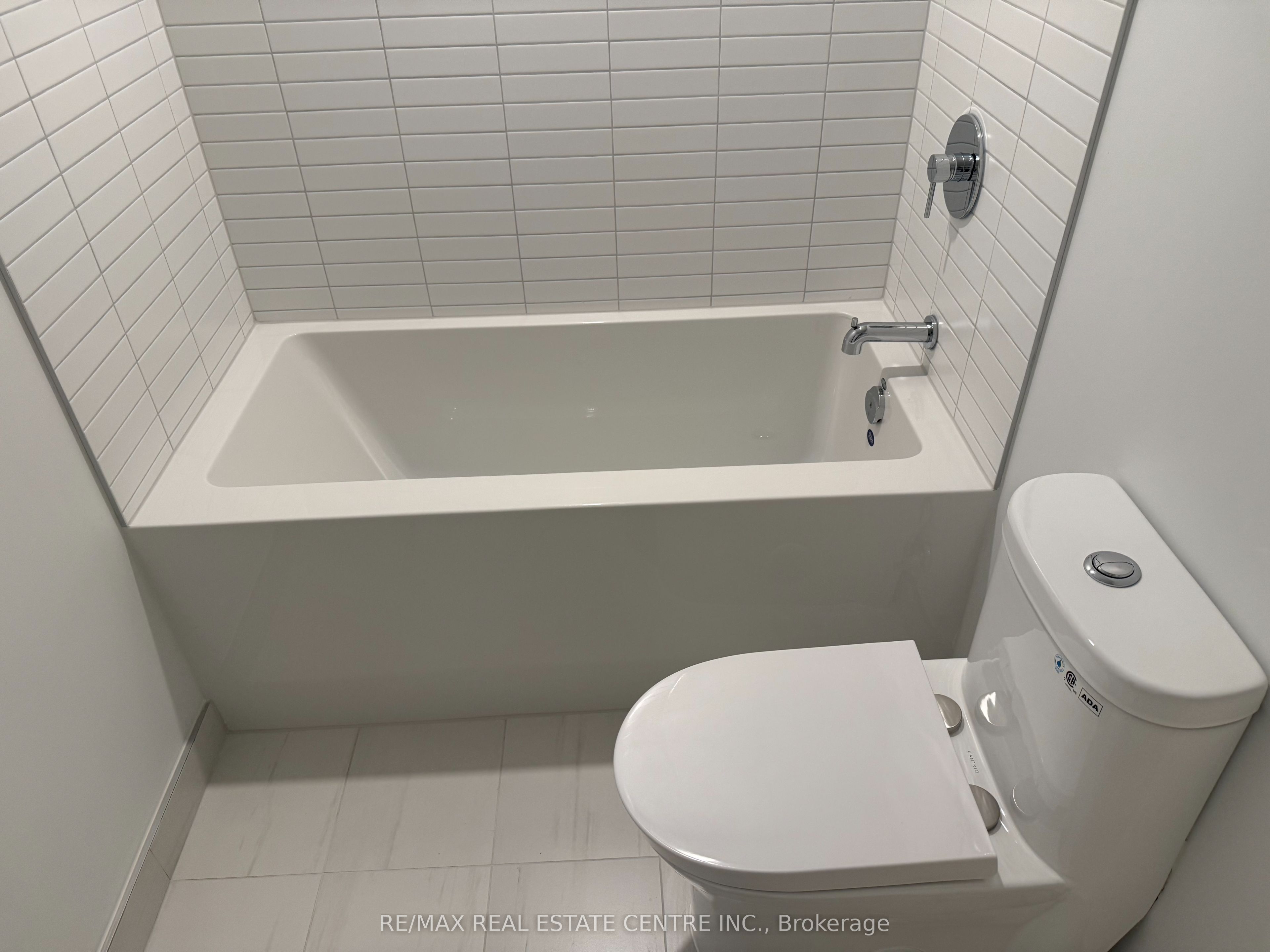 3009 Novar Road E 324 Property Photo 4