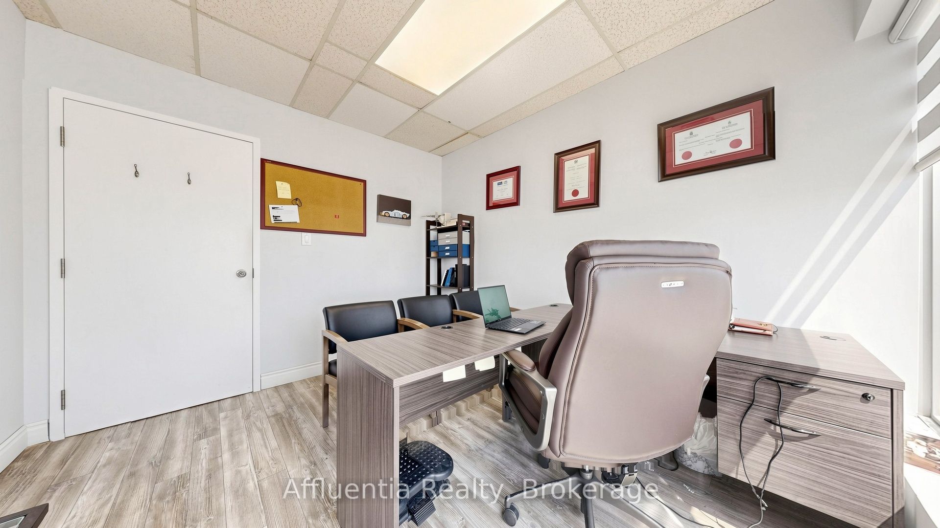7895 Tranmere Drive 17 Property Photo 27