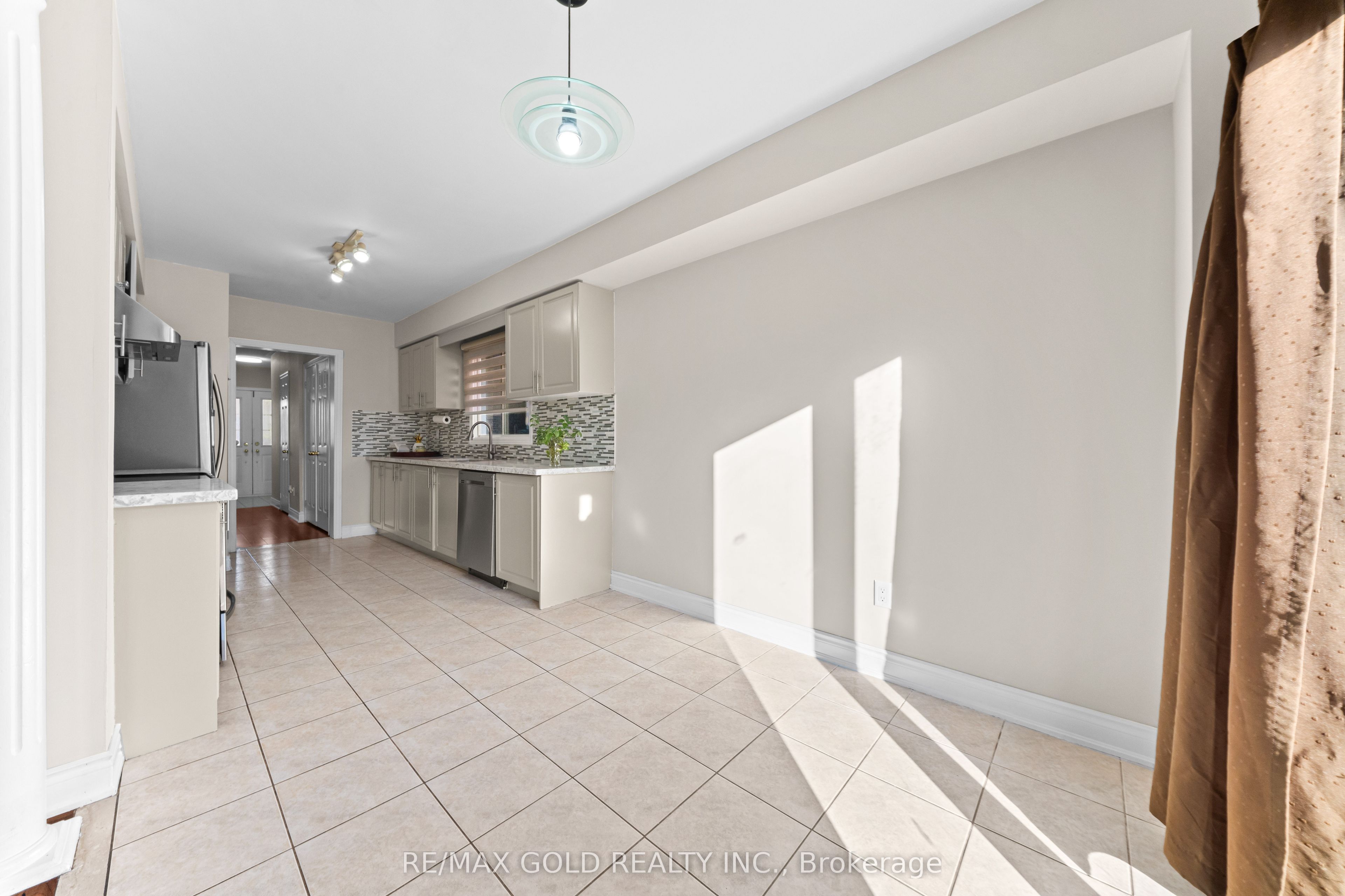 24 Alberta Terrace Property Photo 6