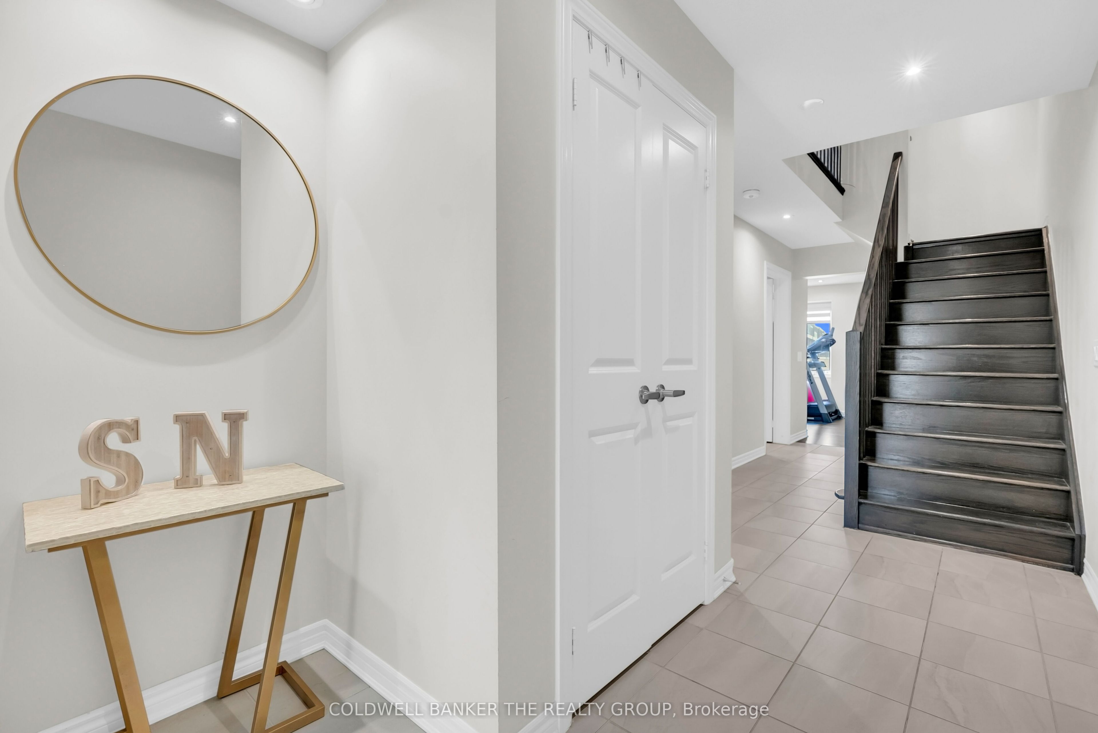 50 Edinburgh Drive 8 Property Photo 8
