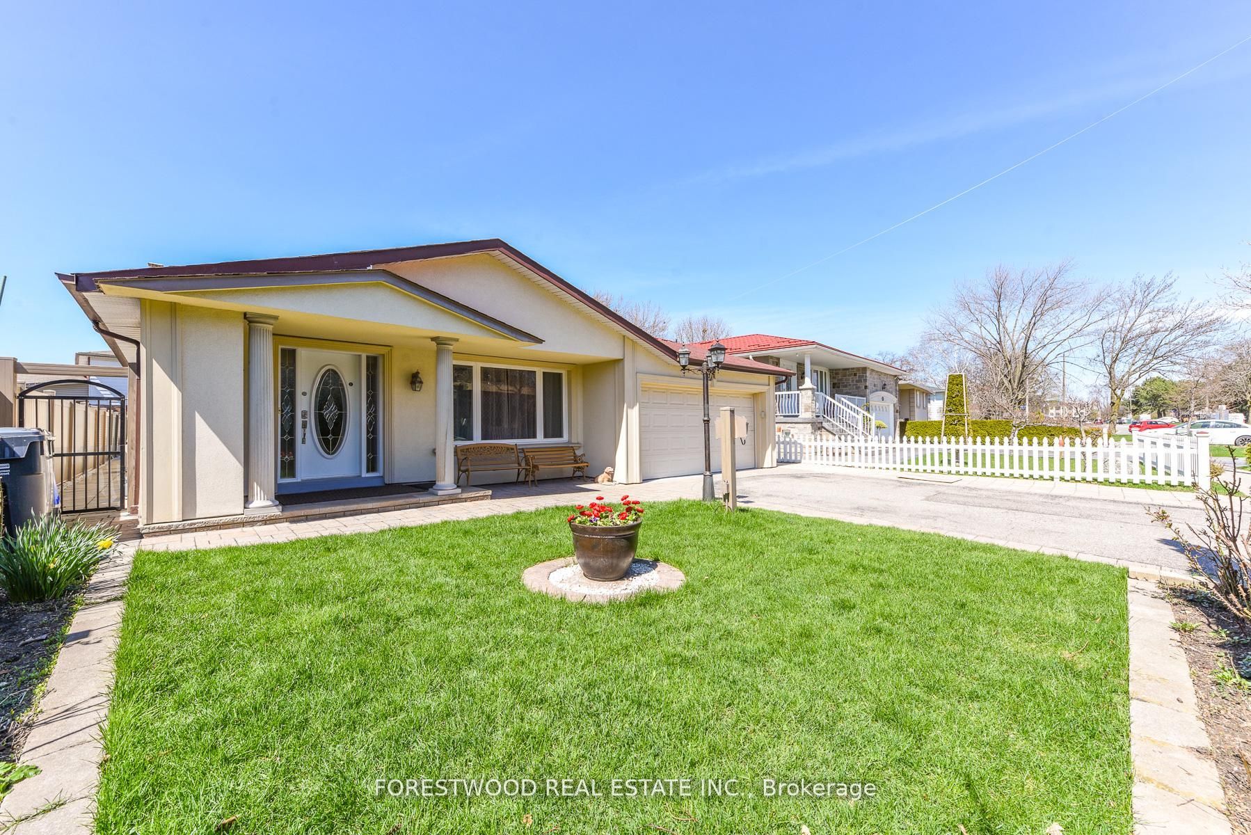 571 Silver Creek Boulevard