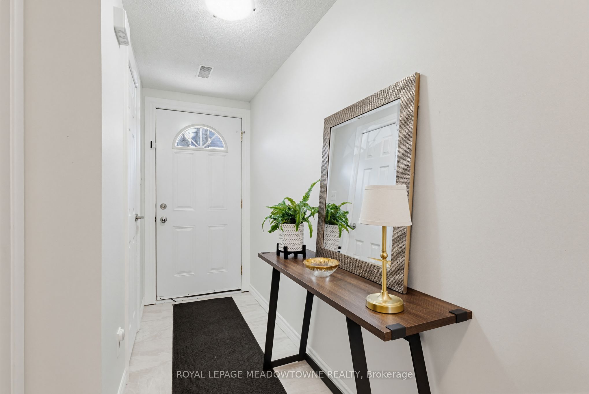 235 Bronte Street 43 Property Photo 5