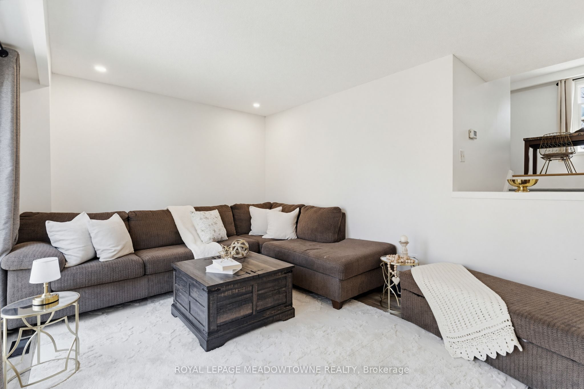 235 Bronte Street 43 Property Photo 8