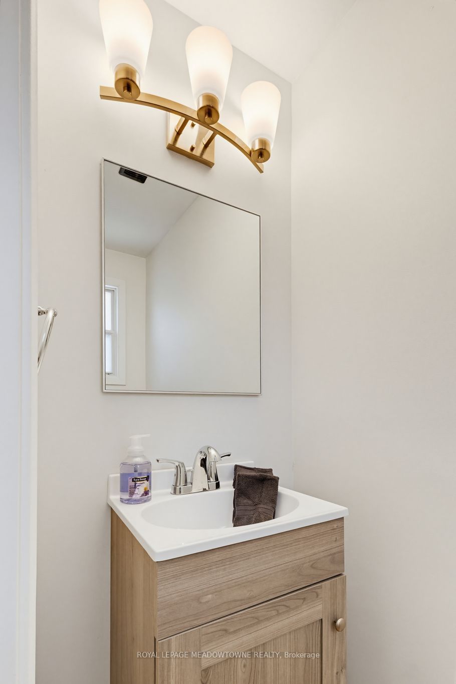 235 Bronte Street 43 Property Photo 10