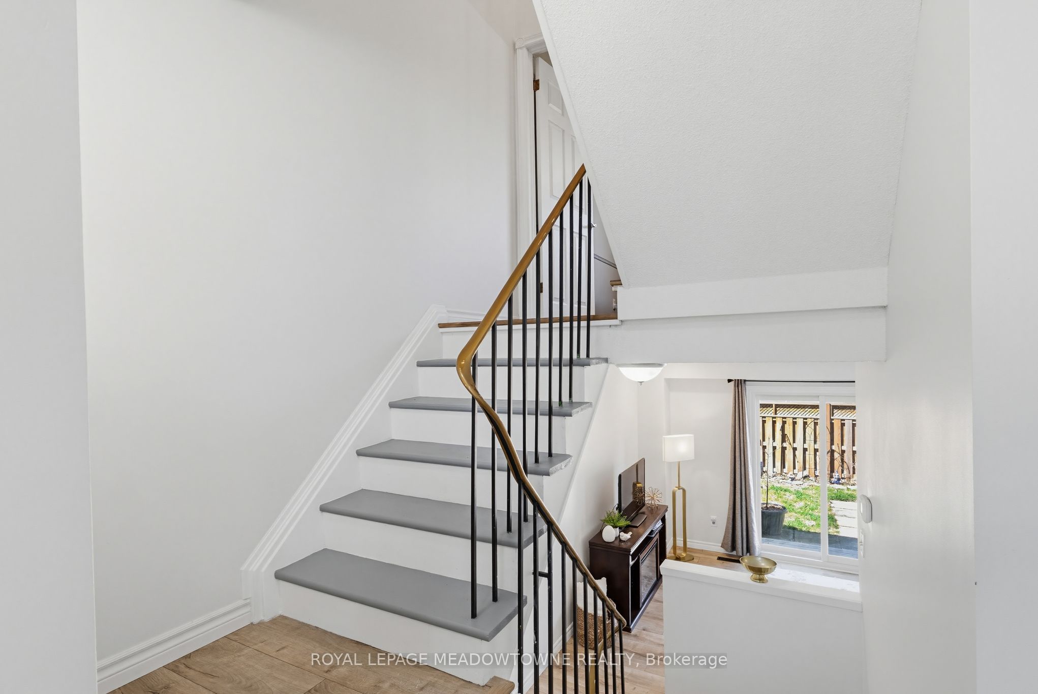 235 Bronte Street 43 Property Photo 11
