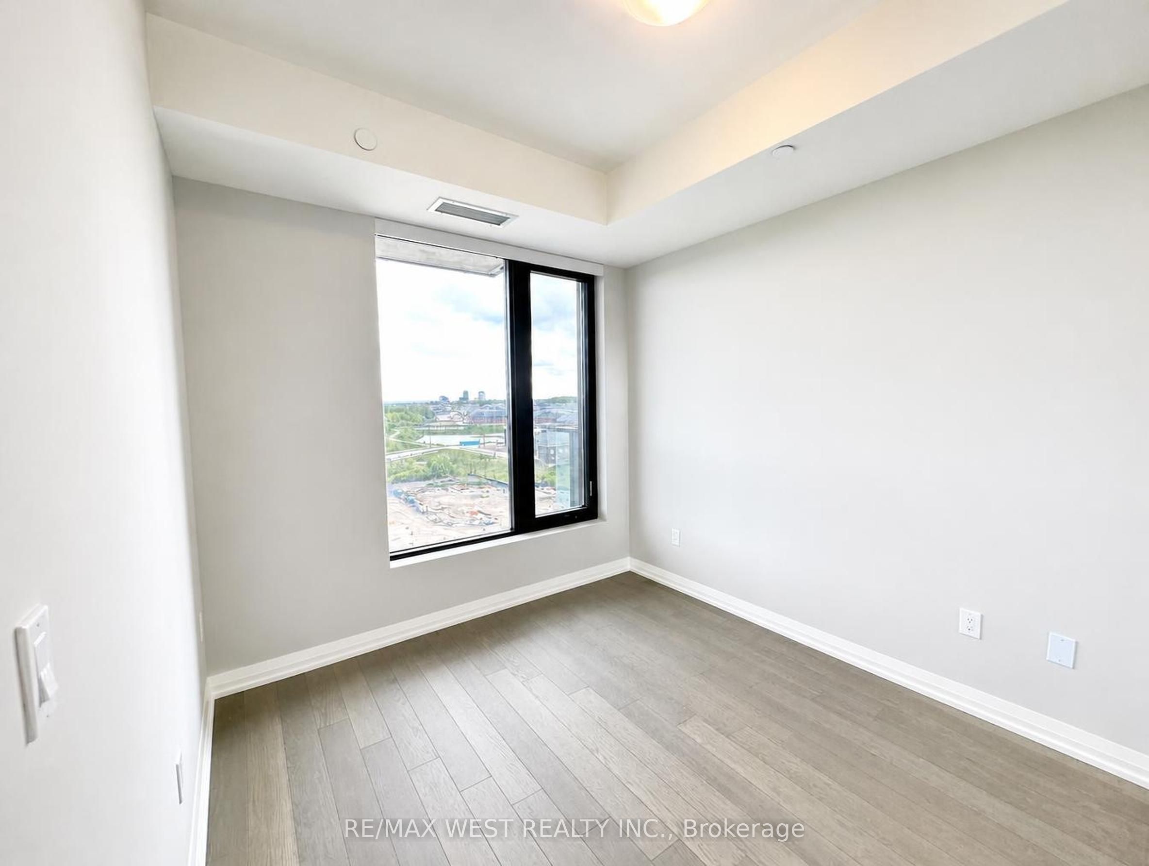 3006 William Cutmore Boulevard 1007 Property Photo 6