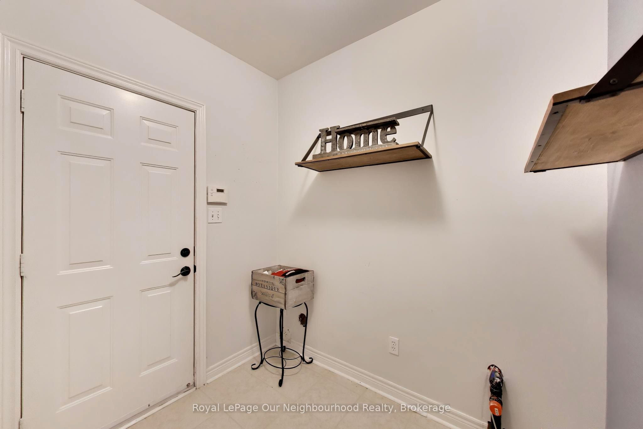 2324 Woodcrest Drive Property Photo 11