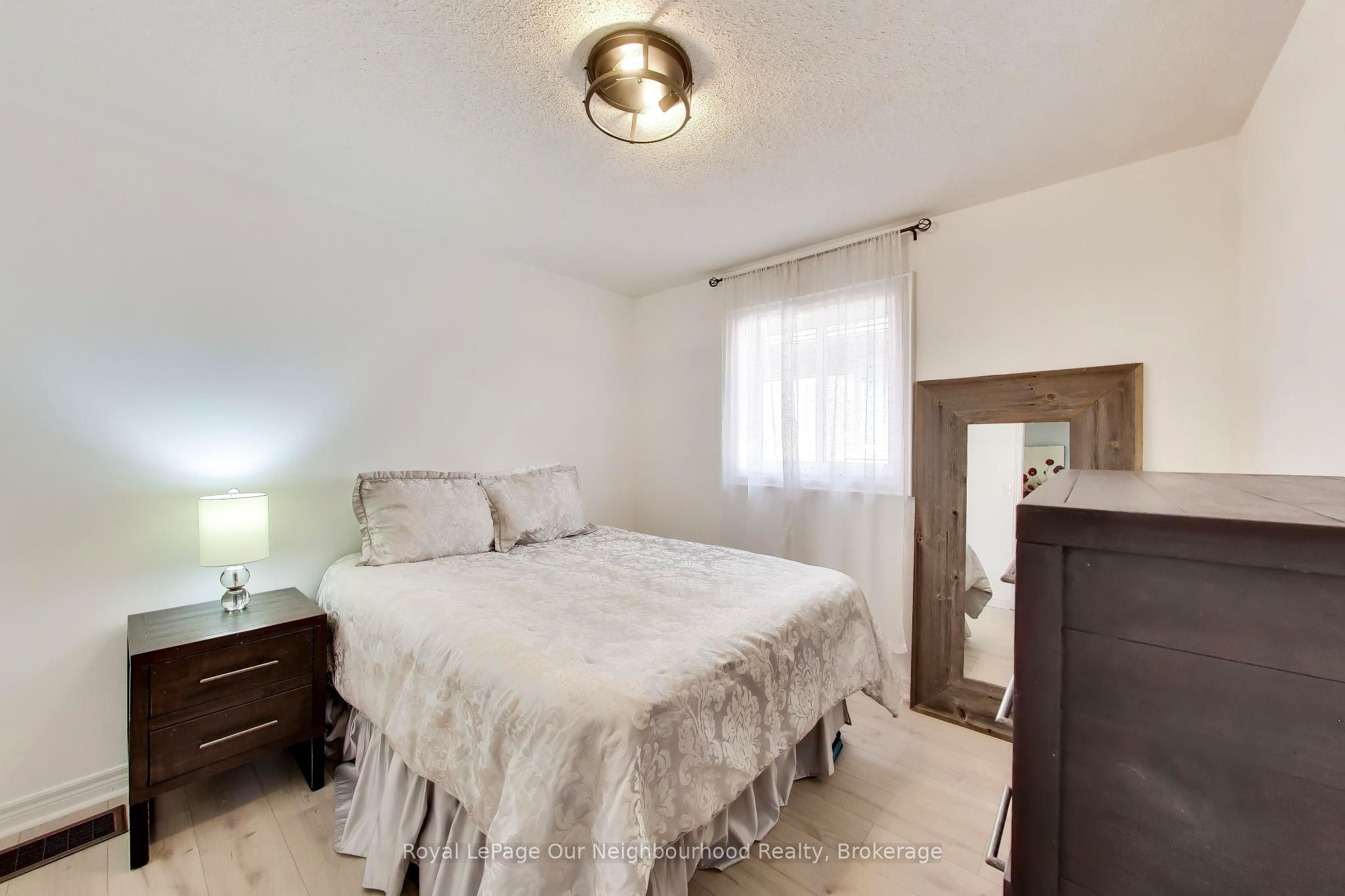2324 Woodcrest Drive Property Photo 26