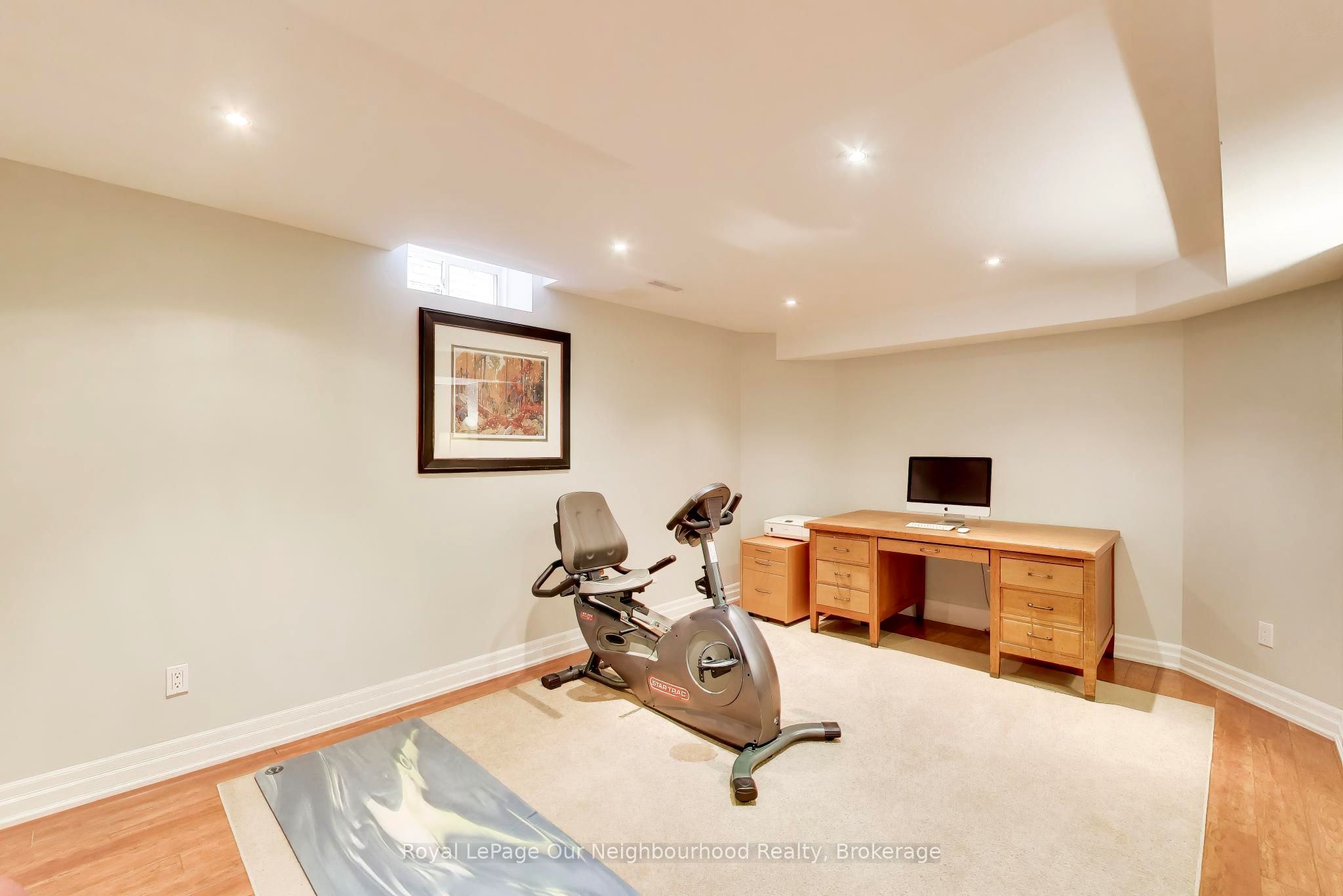 2324 Woodcrest Drive Property Photo 33