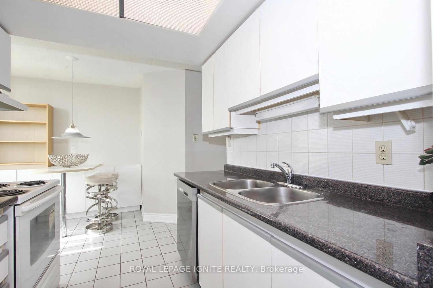 10 Malta Avenue 503 Property Photo 12