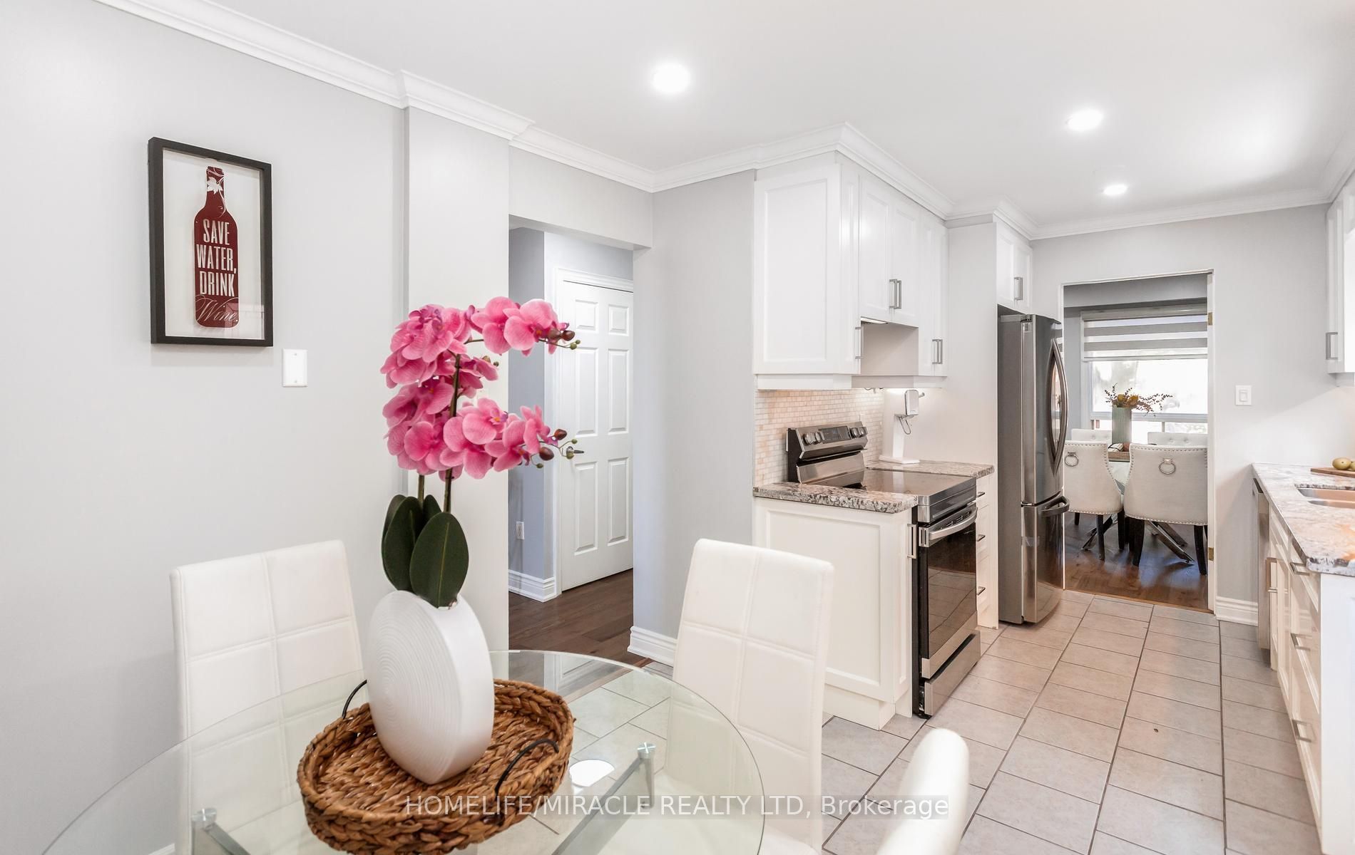 49 Newbridge Crescent Property Photo 14
