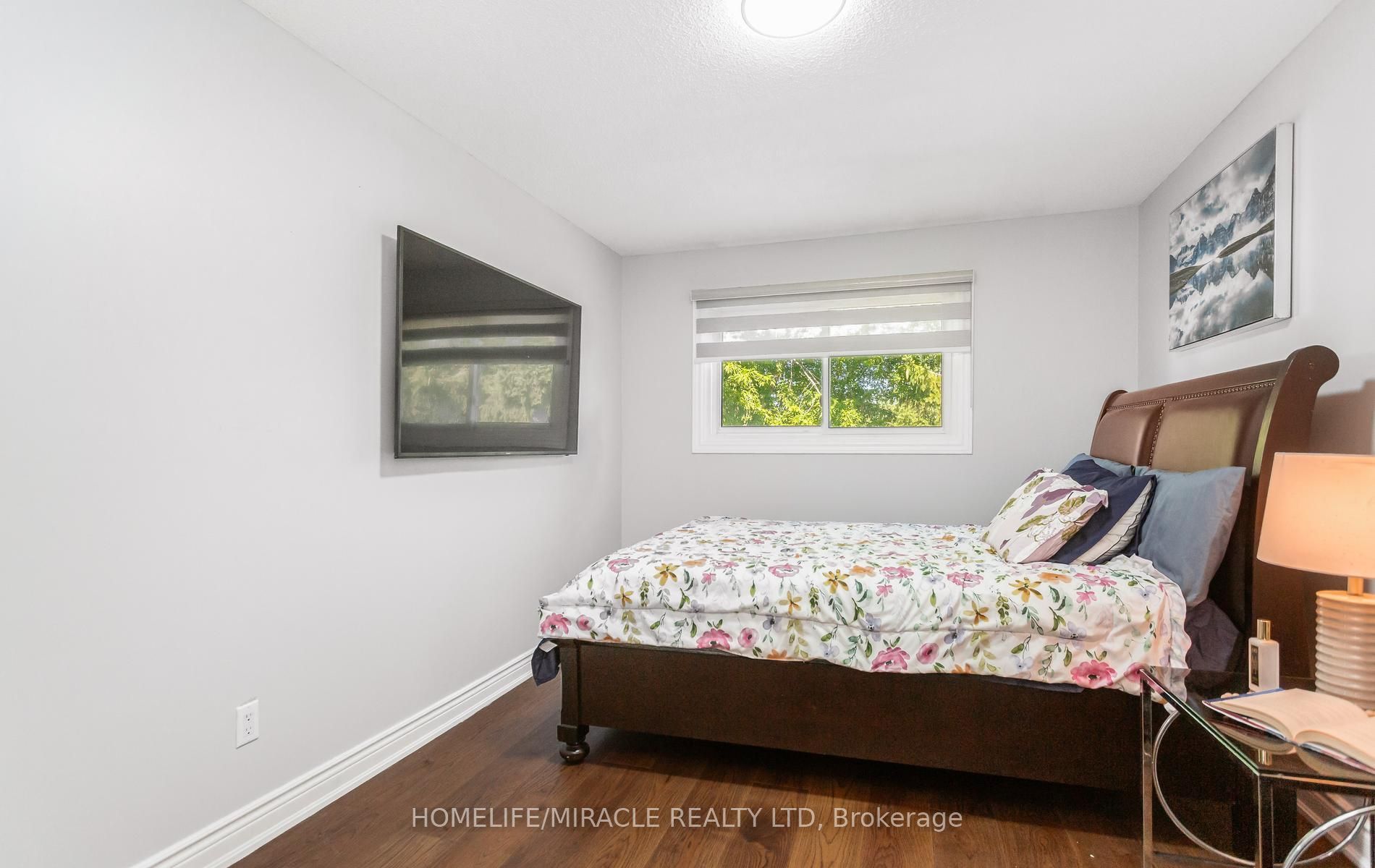 49 Newbridge Crescent Property Photo 25