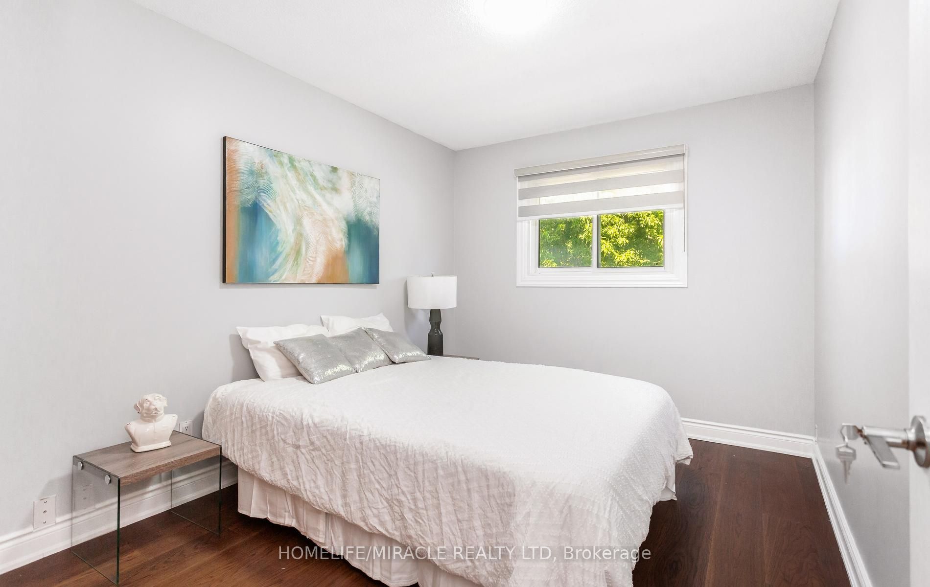 49 Newbridge Crescent Property Photo 27