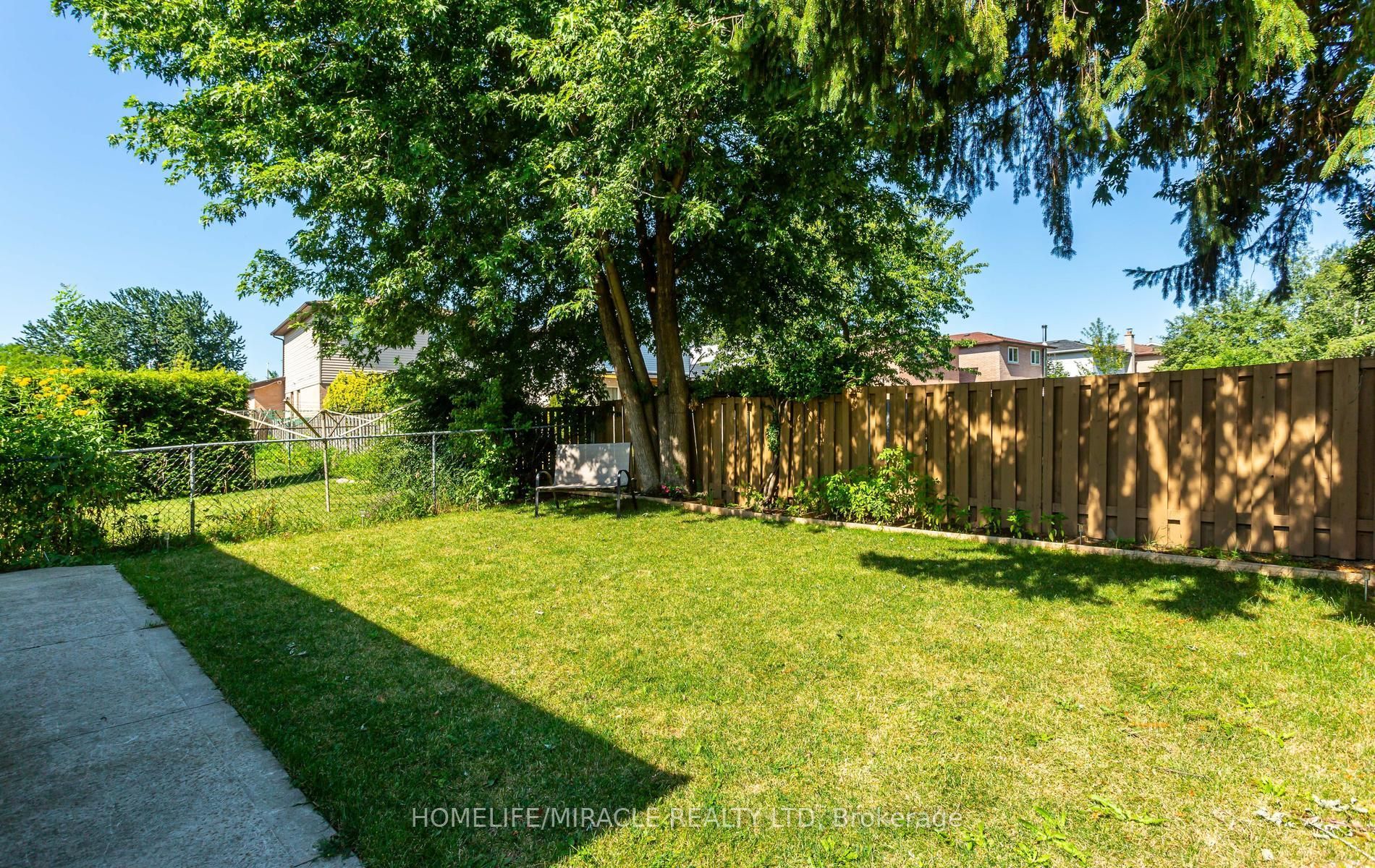49 Newbridge Crescent Property Photo 48