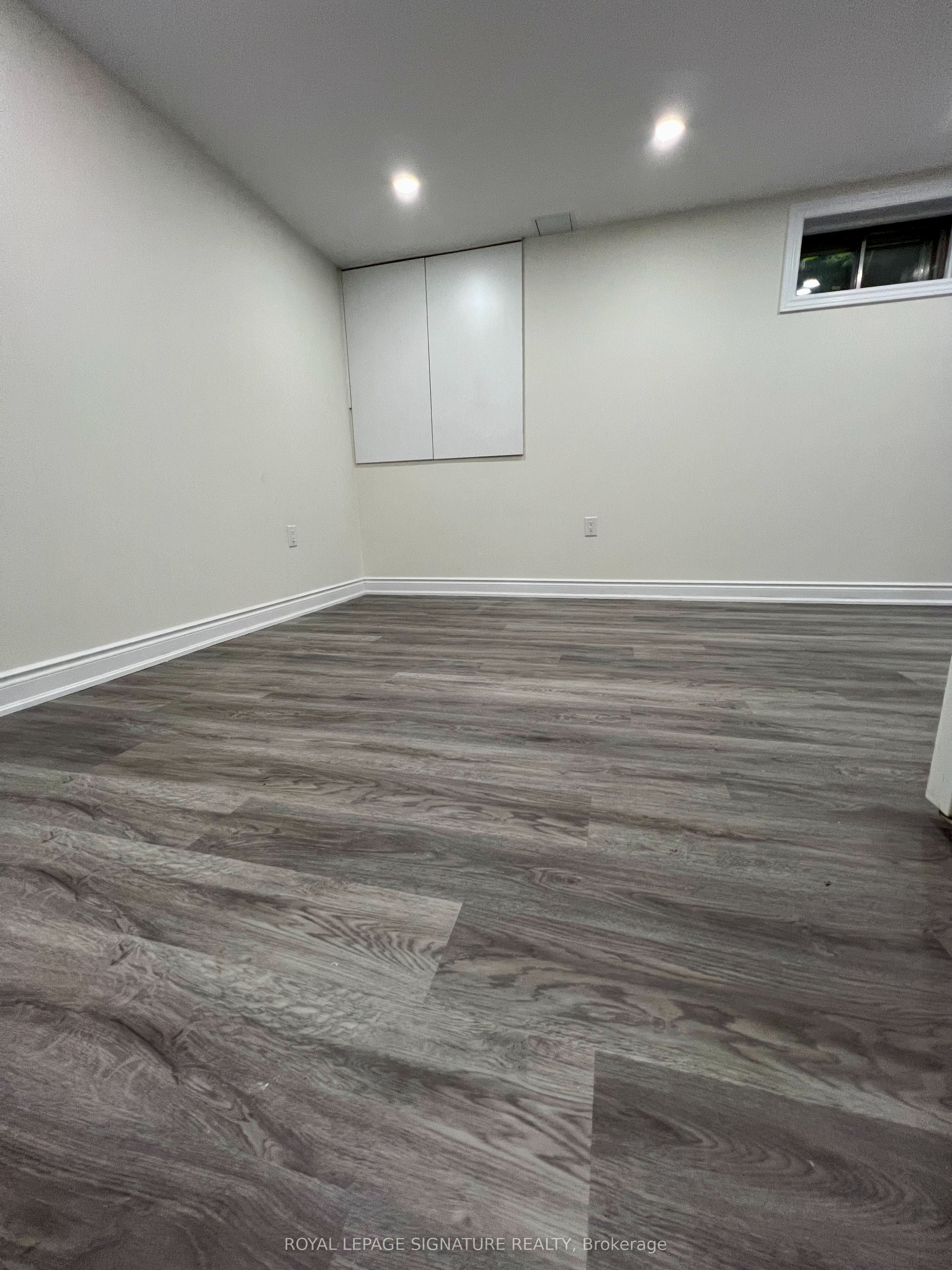 28 Skelton Boulevard Property Photo 6