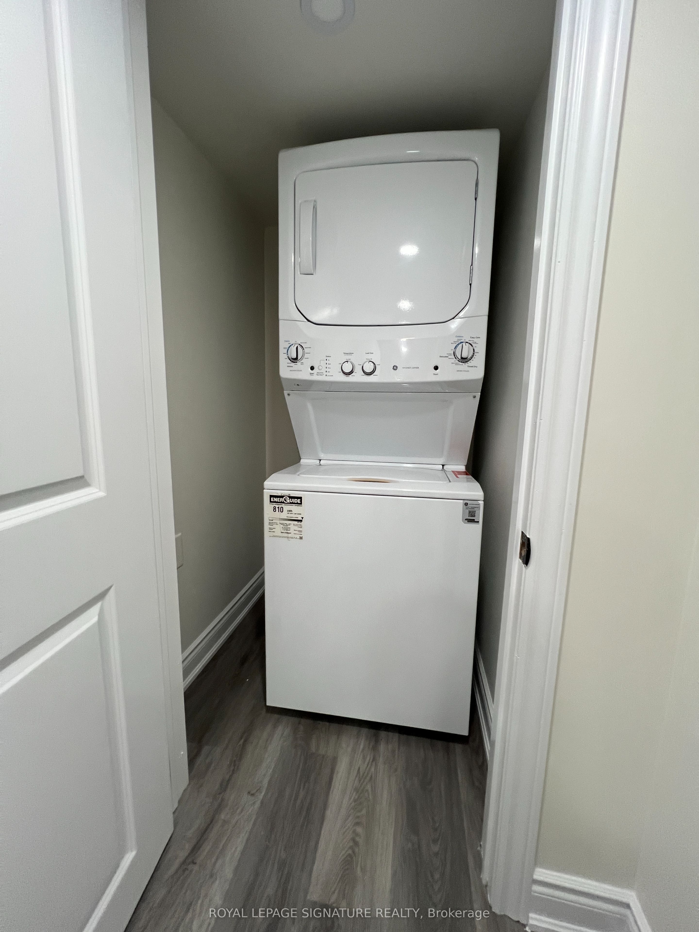 28 Skelton Boulevard Property Photo 8