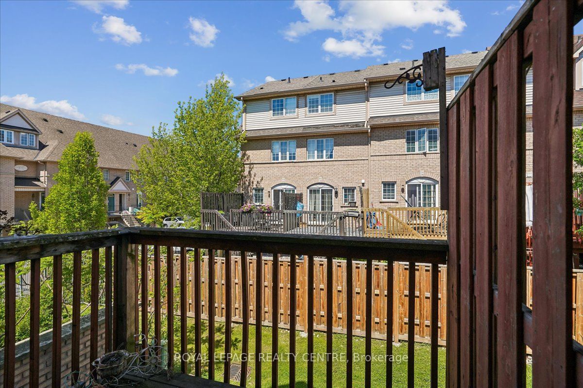 50 Strathaven Drive 110 Property Photo 19