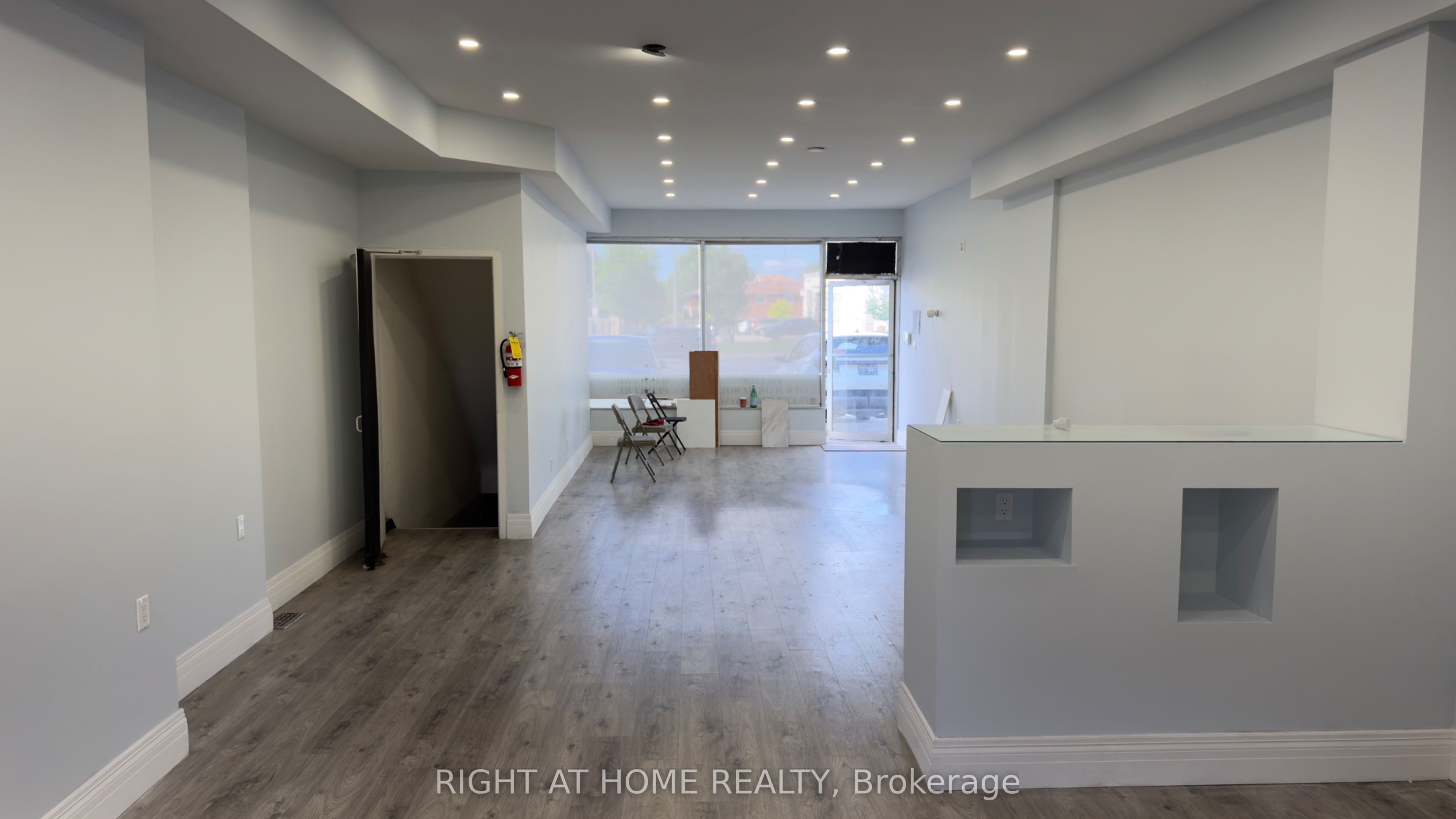 3009 Islington Avenue Property Photo 3