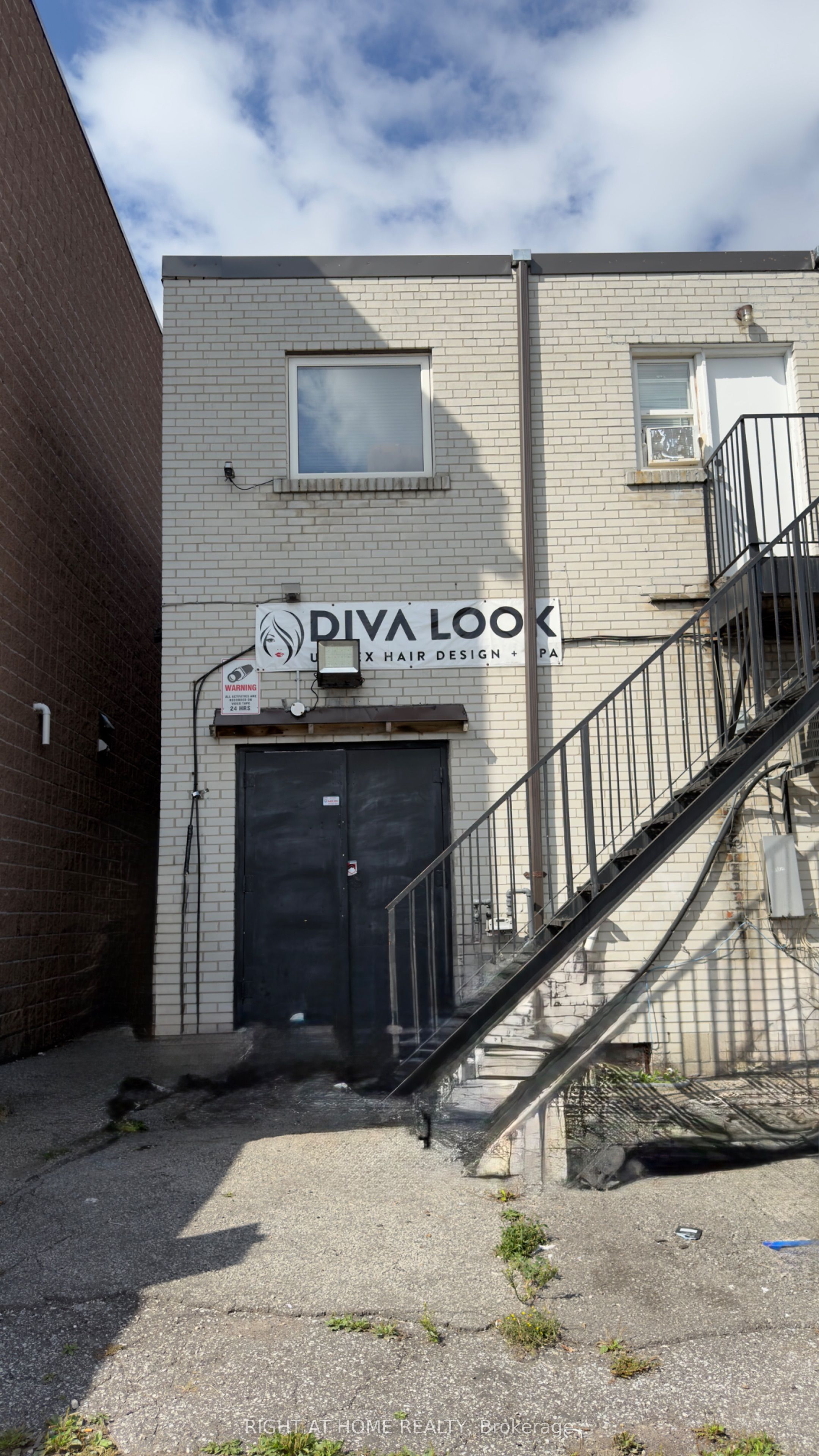 3009 Islington Avenue Property Photo 12